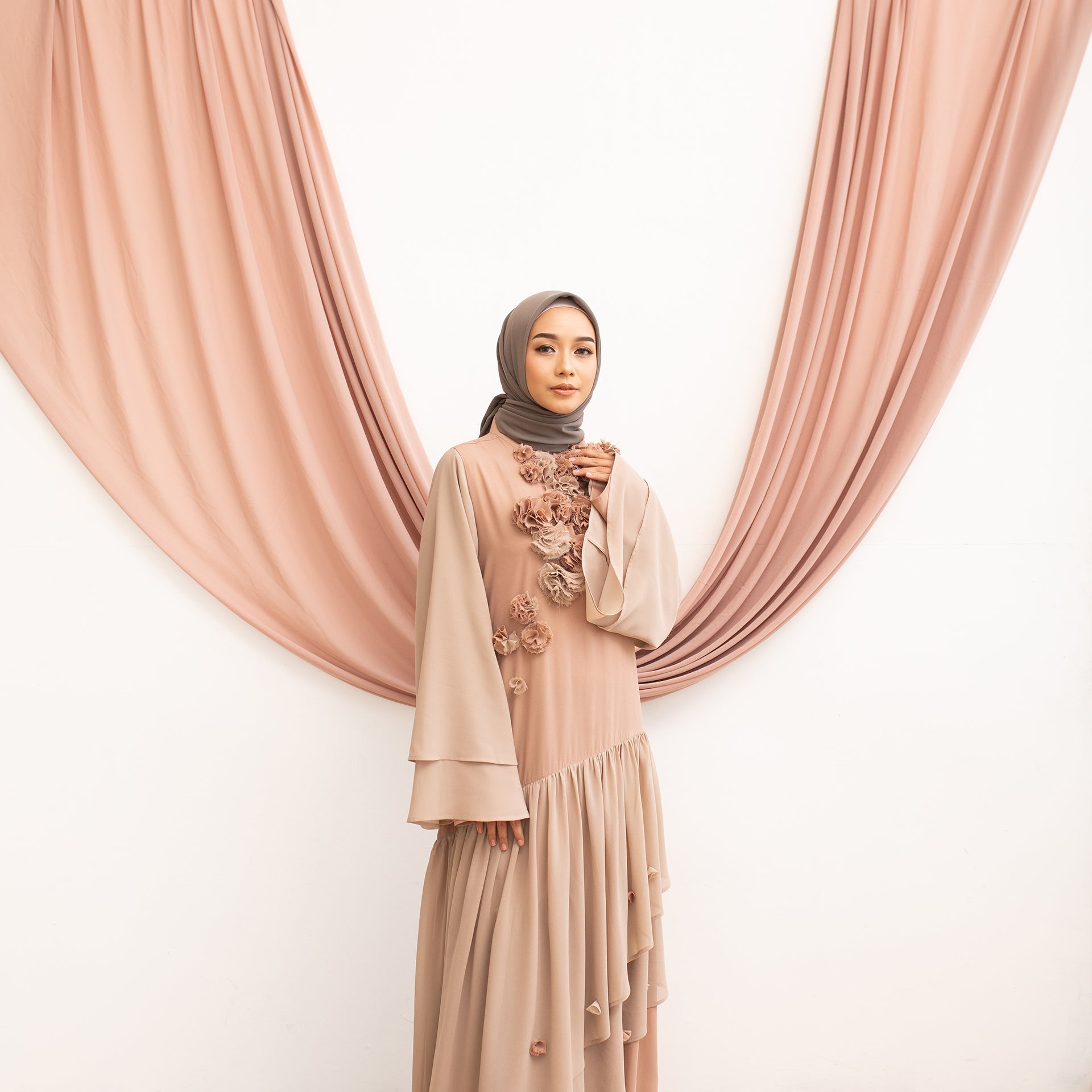 Gamis Long Dress Ruffles Blooms