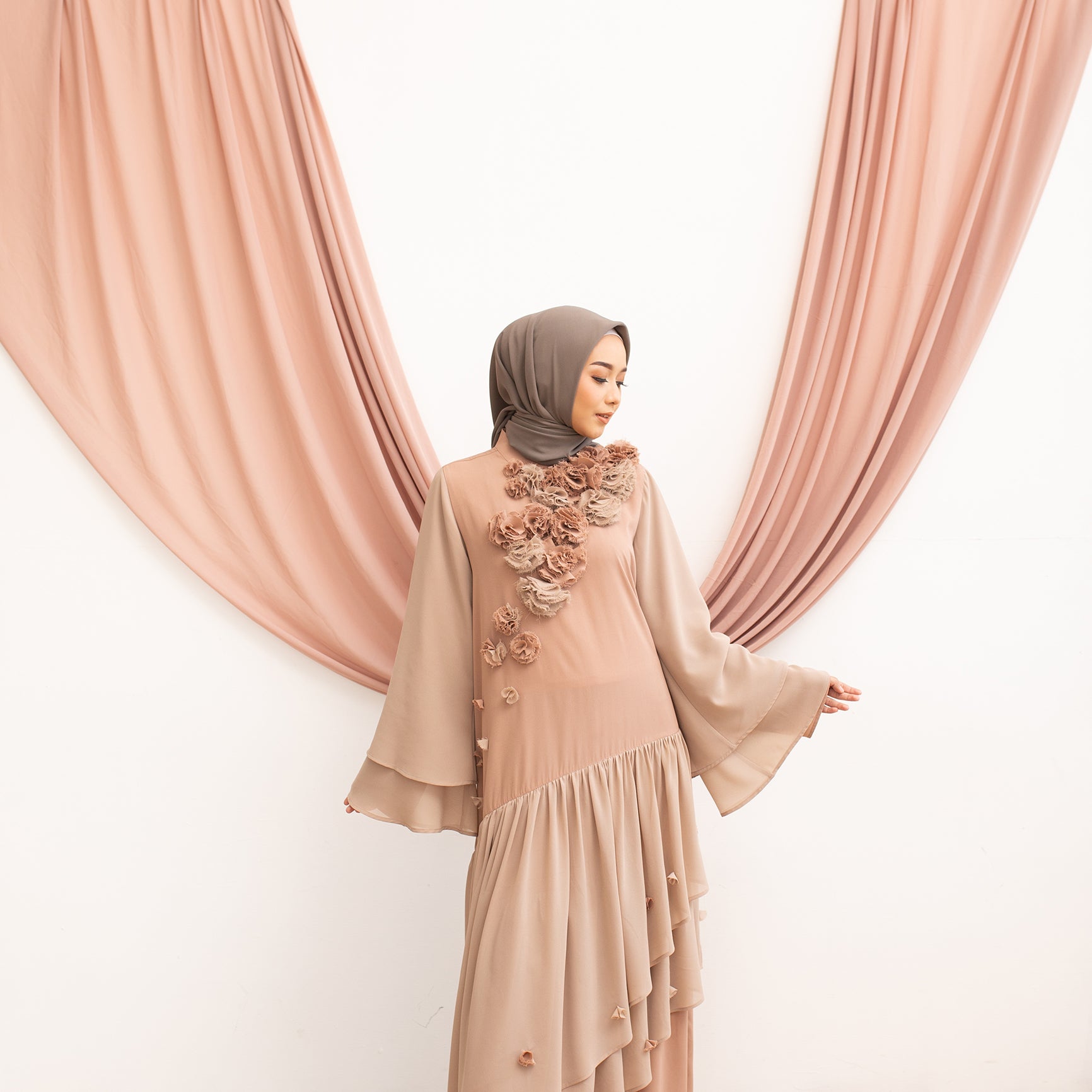 Elzatta Gamis Long Dress Ruffles Blooms