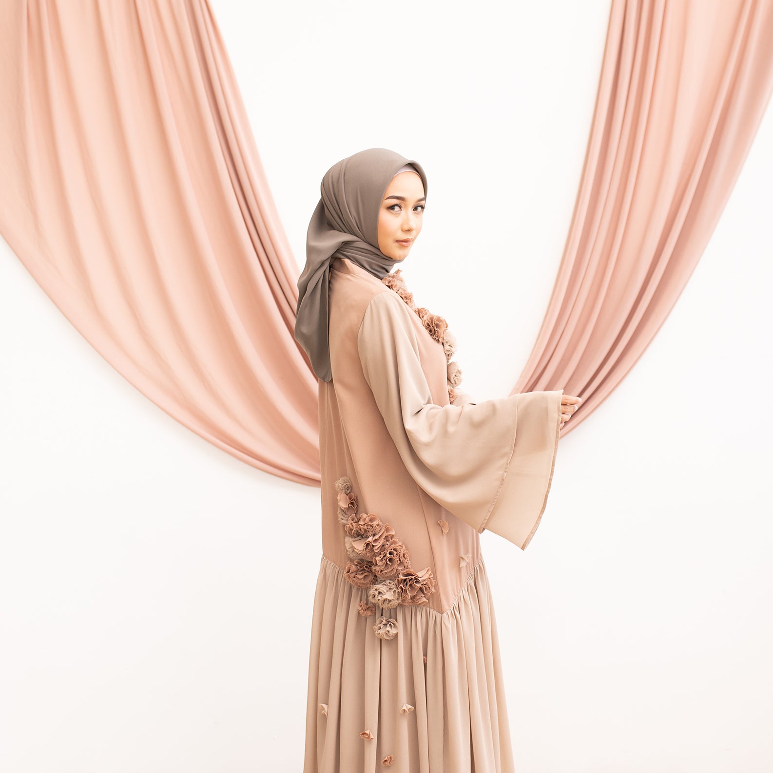 Elzatta Gamis Long Dress Ruffles Blooms