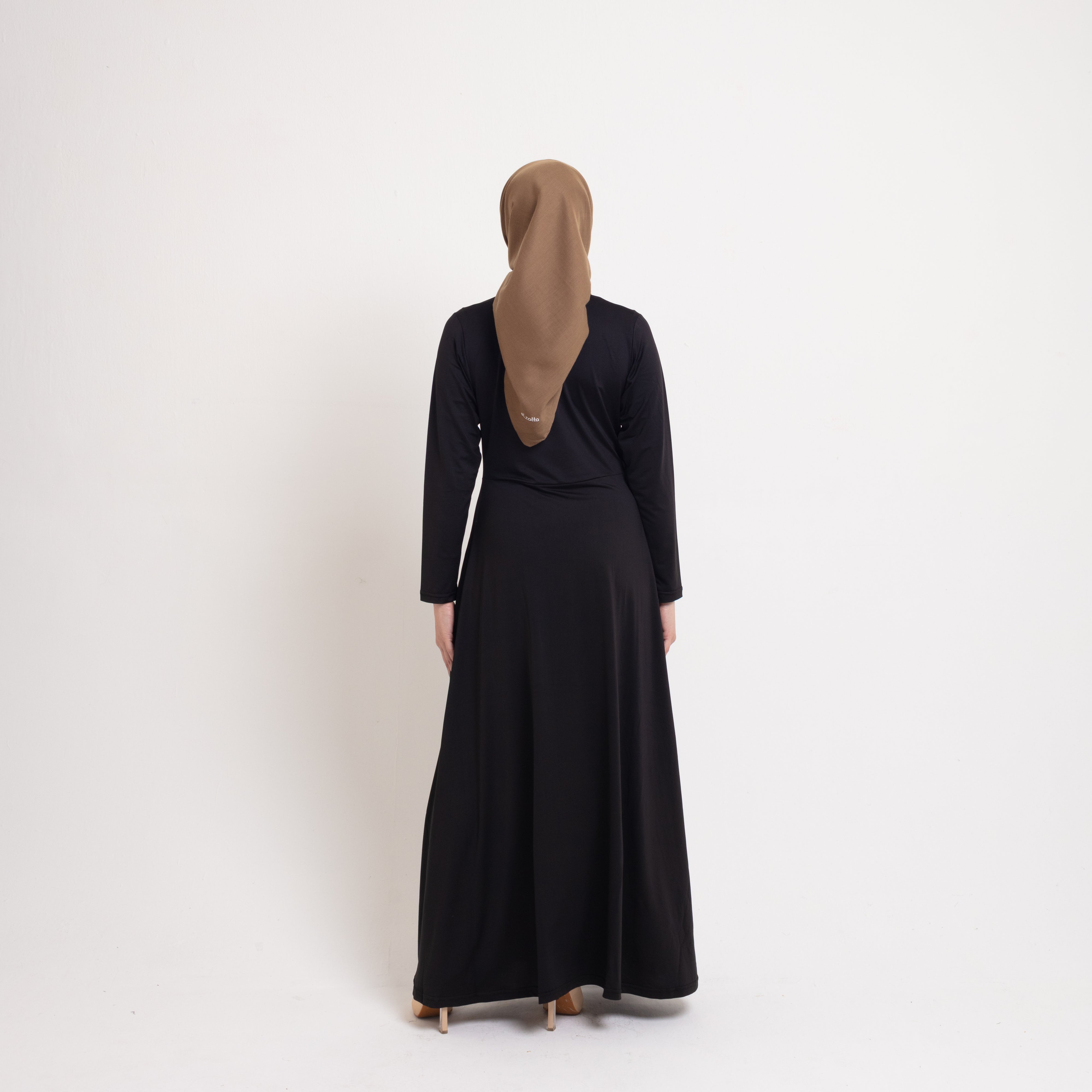 Elzatta Gamis Oliza - Hitam