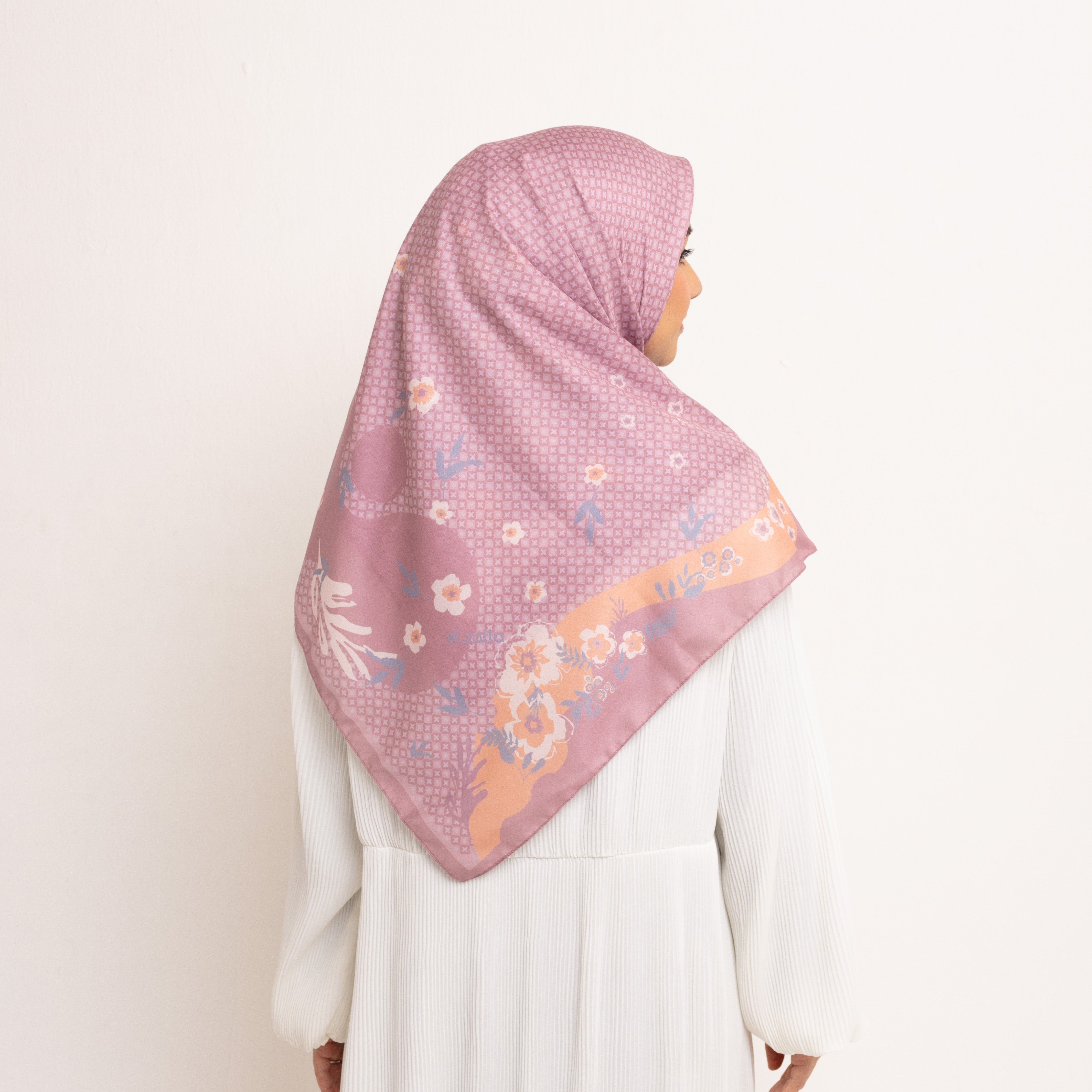 Elzatta Hijab Segiempat Kaila Flower Island