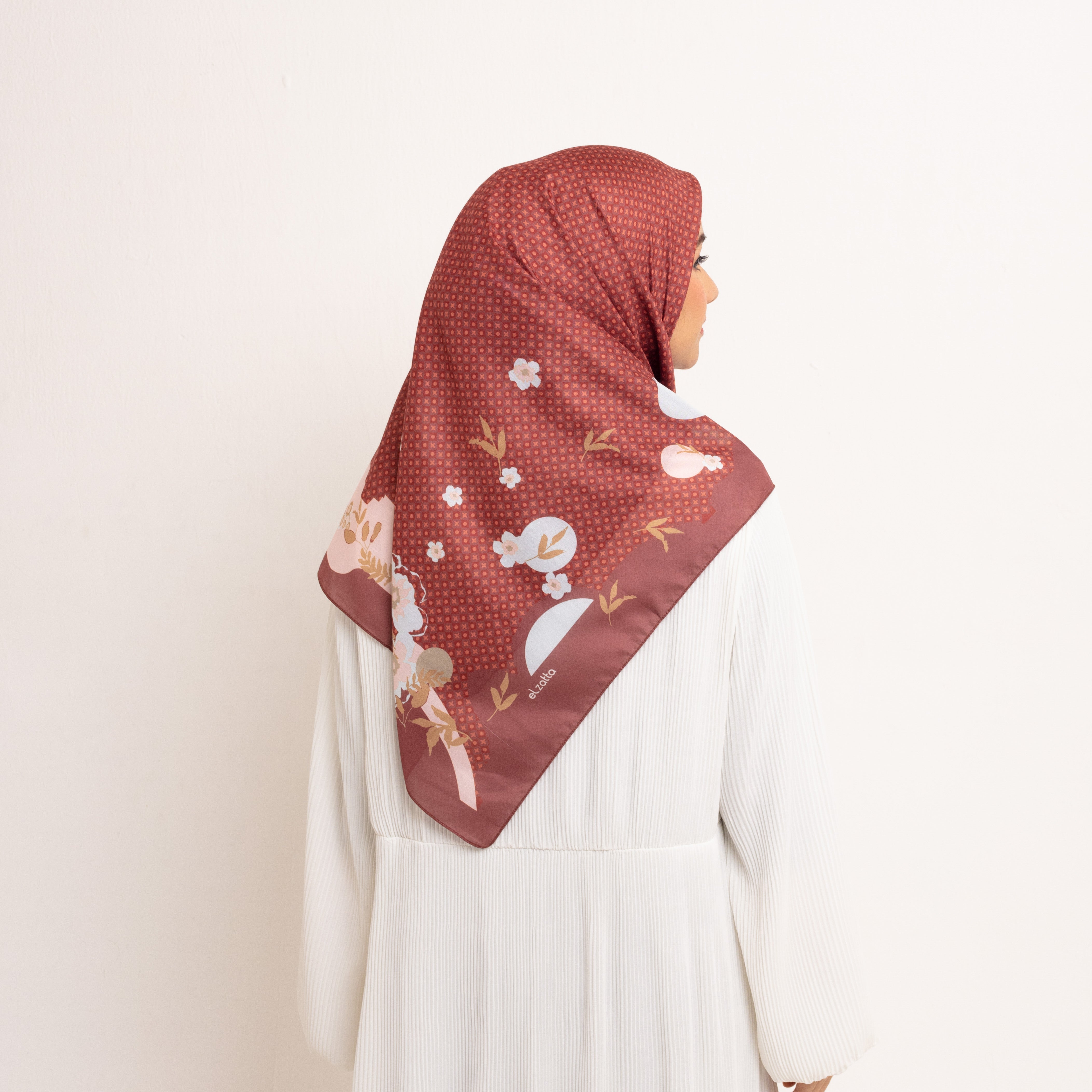 Elzatta Hijab Segiempat Kaila Flower Island