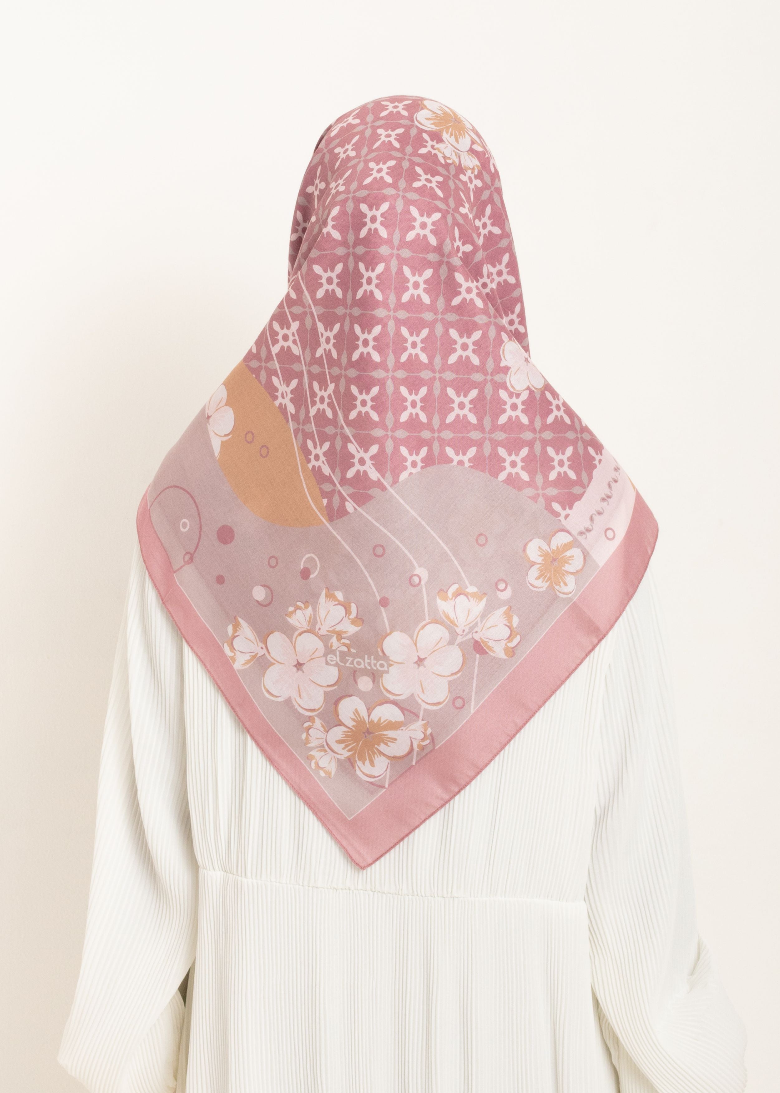 Hijab Segiempat Kaila Frangipani