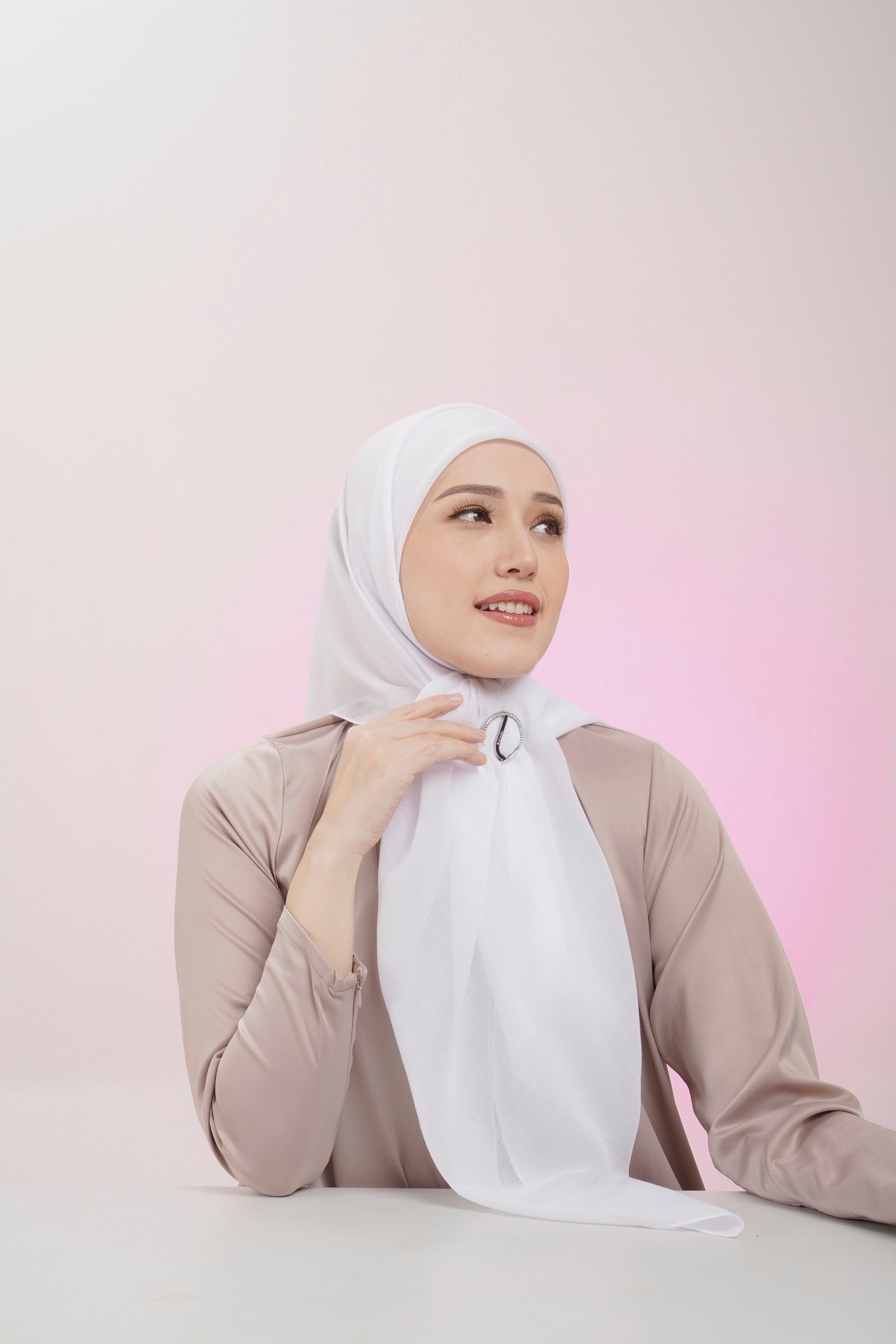 #color_white