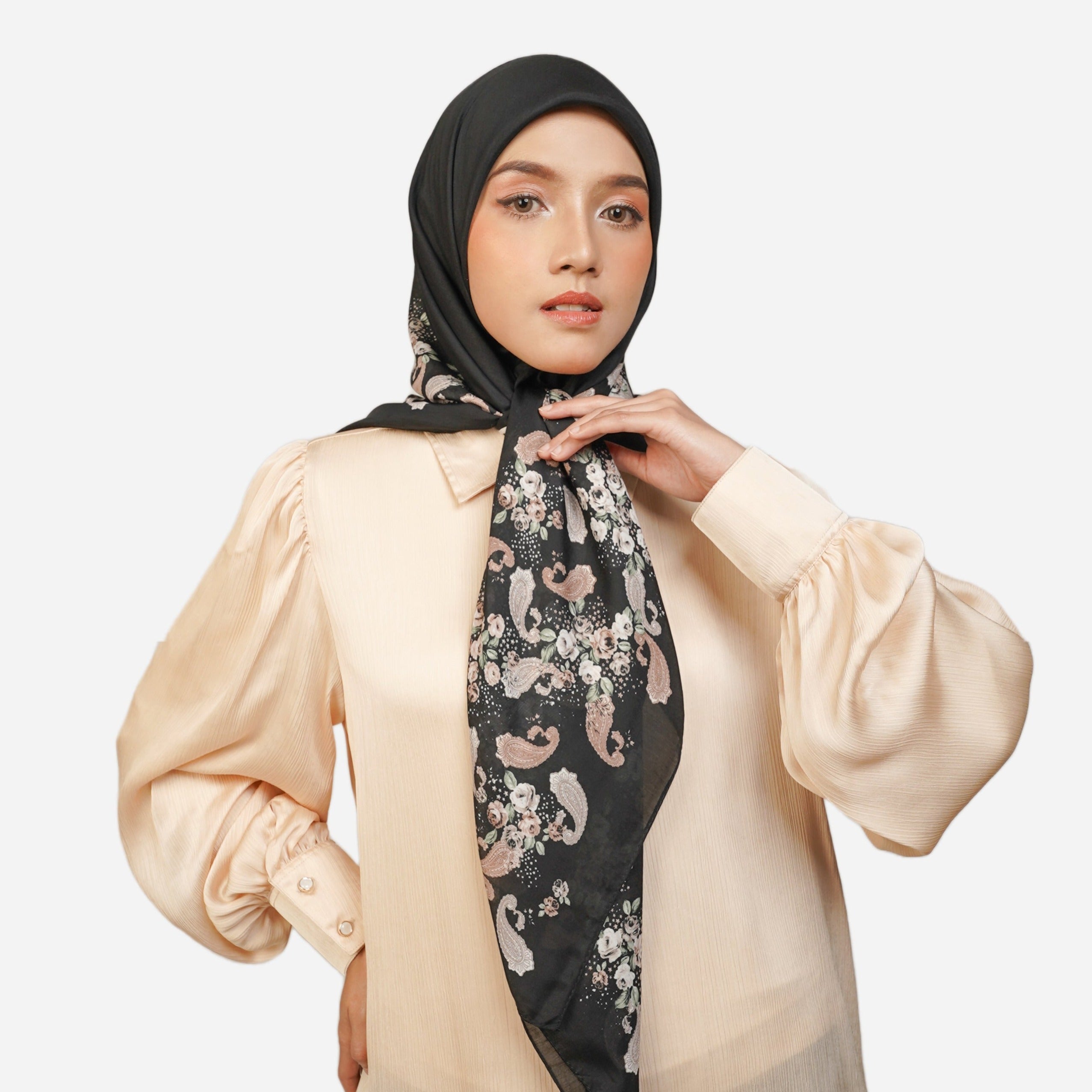 Elzatta Hijab Kaila TR Classic Paisley