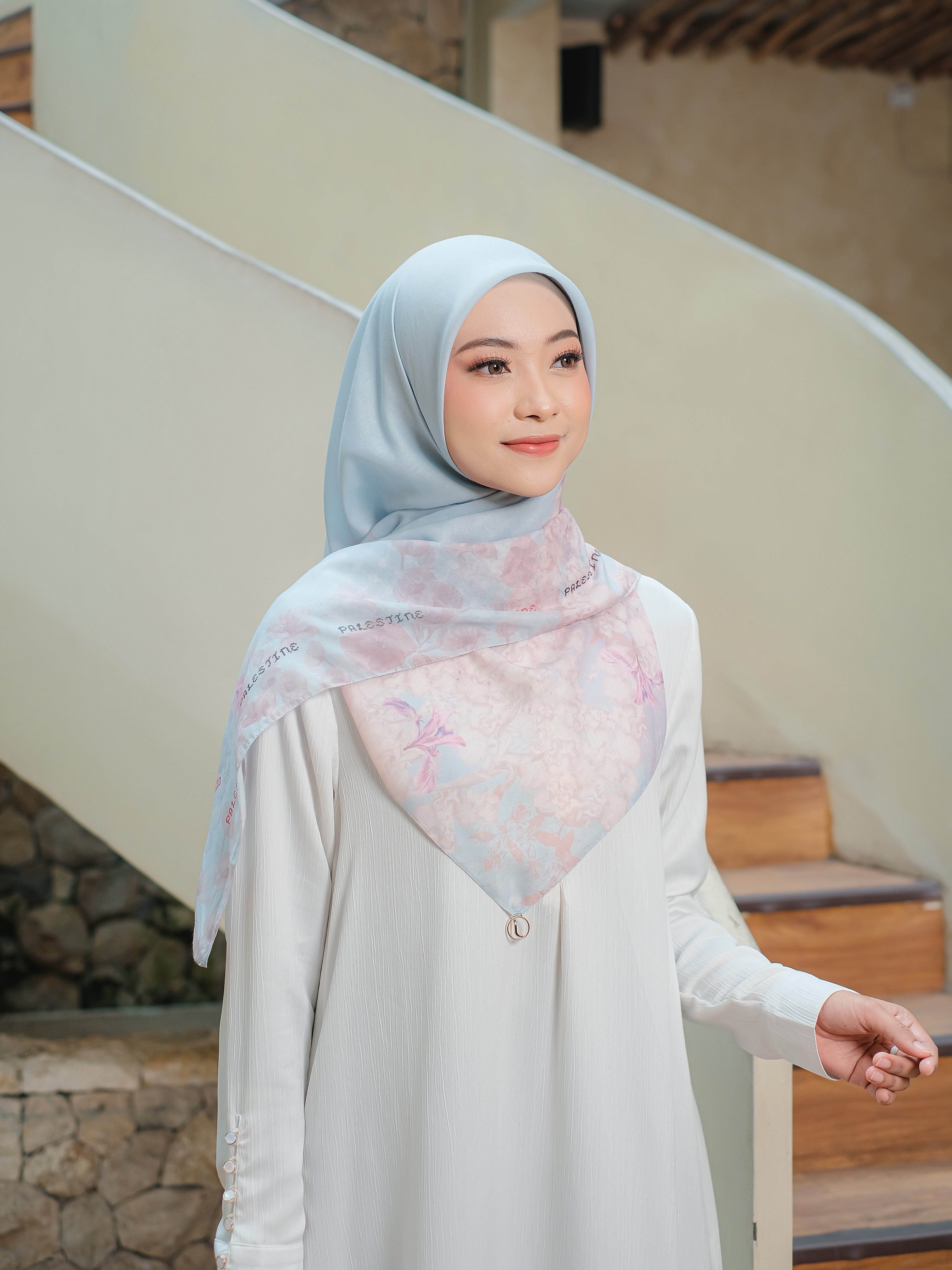 Kaila Palestine Irish