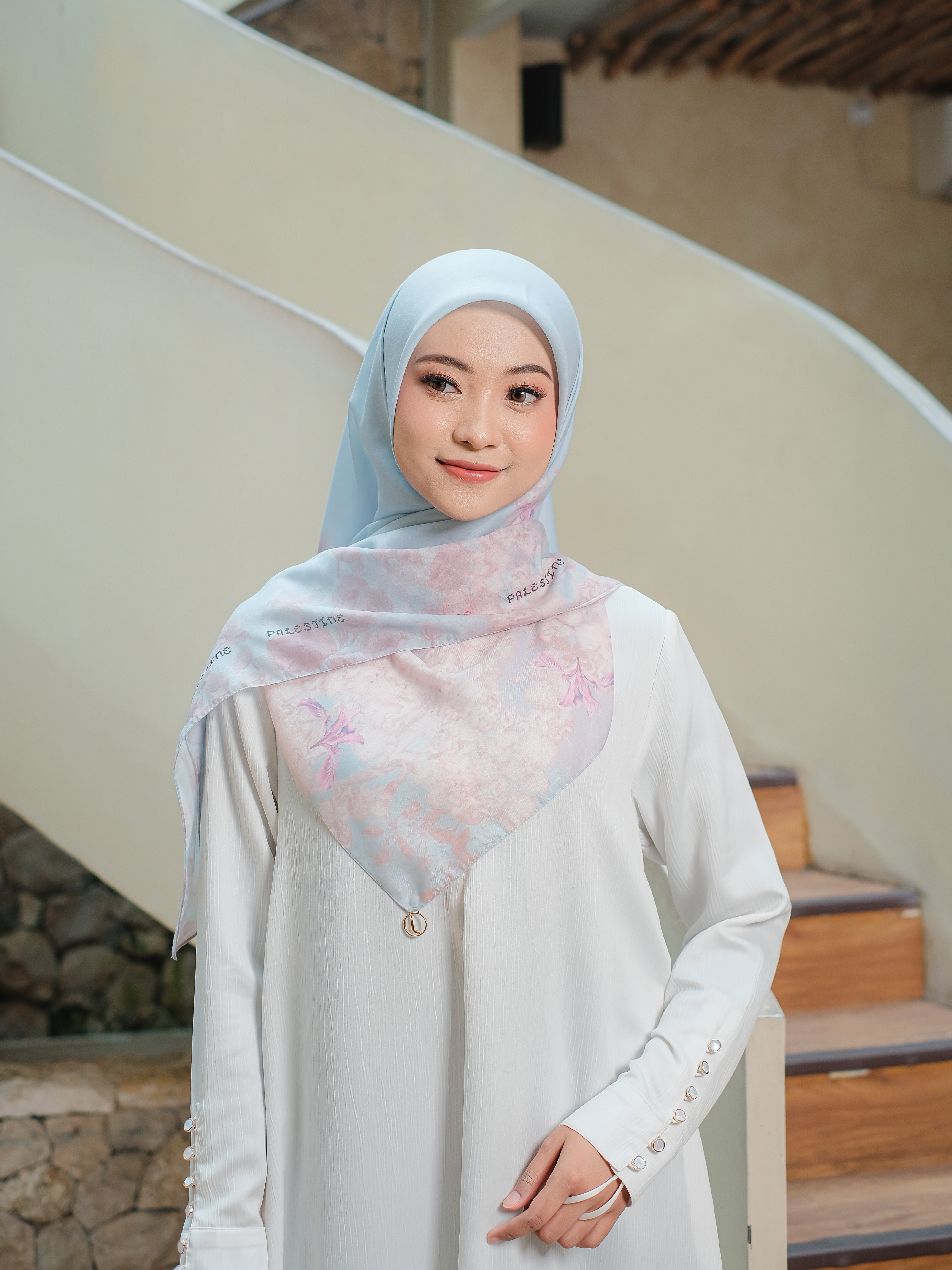 Kaila Palestine Irish