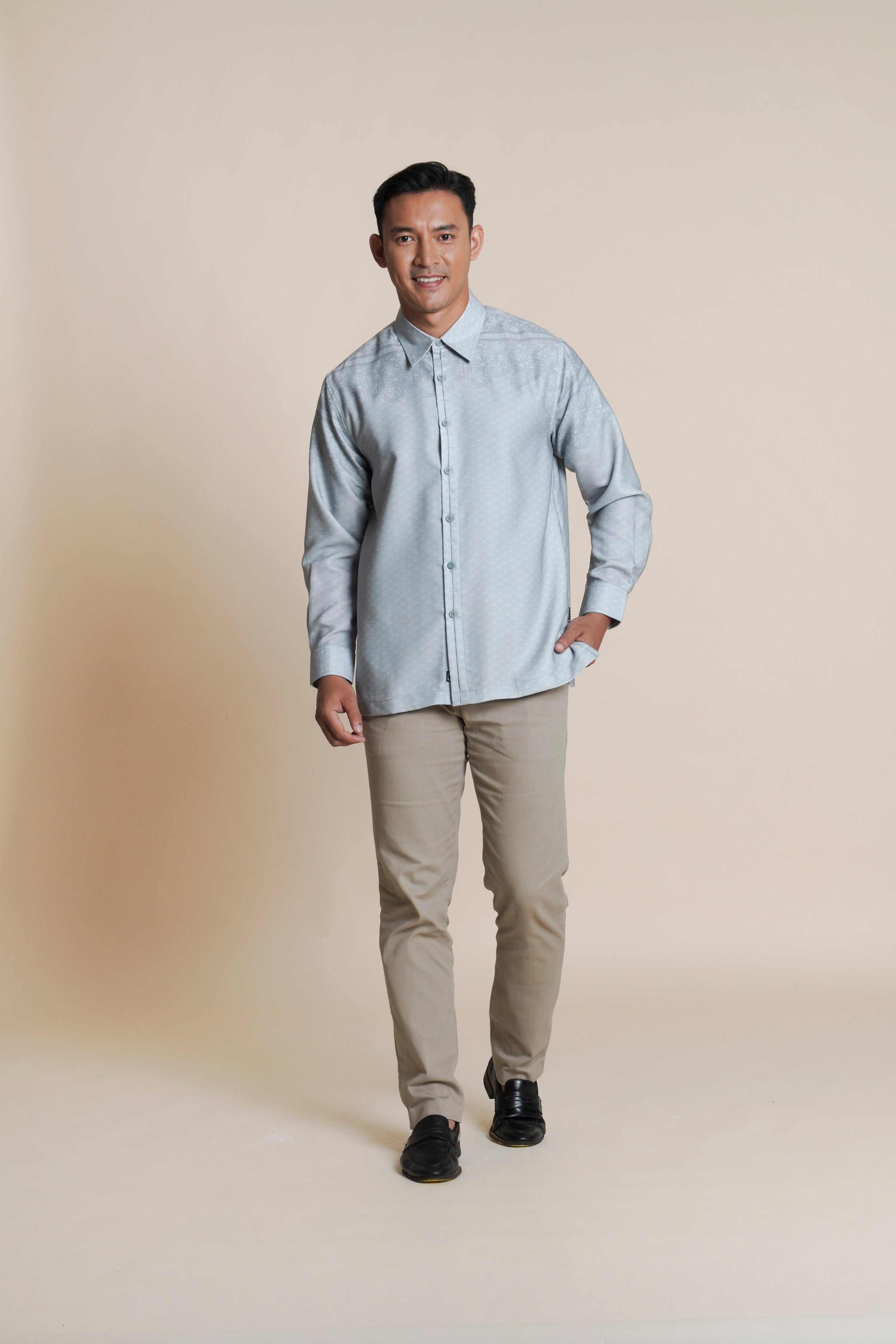 Kemeja Border Miryam