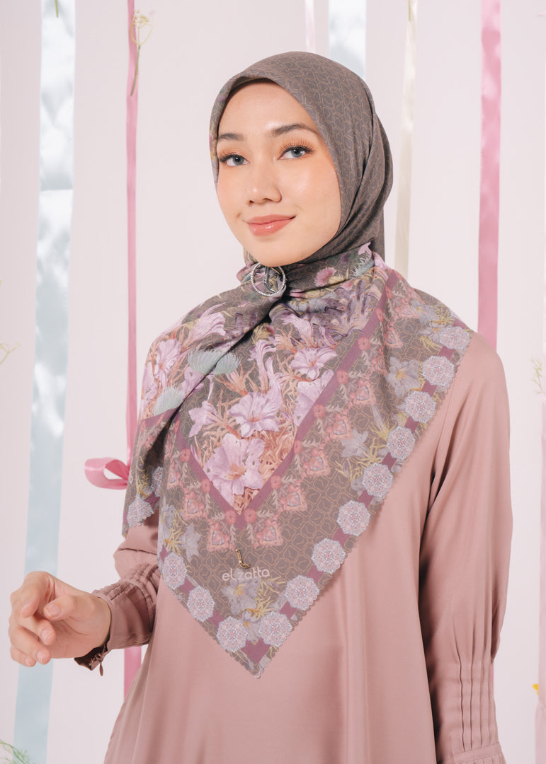 Hijab Kanara Thistle