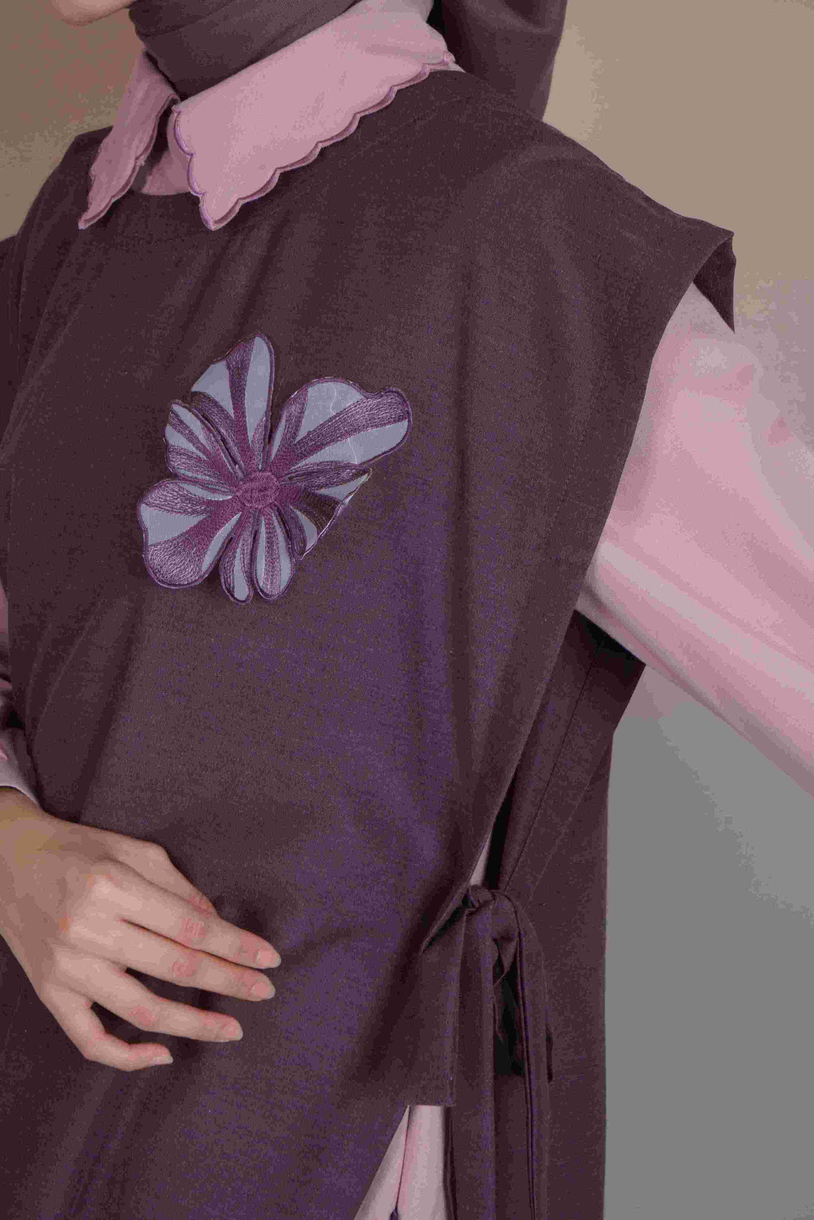 VEST TALI SAFFRON PATCH