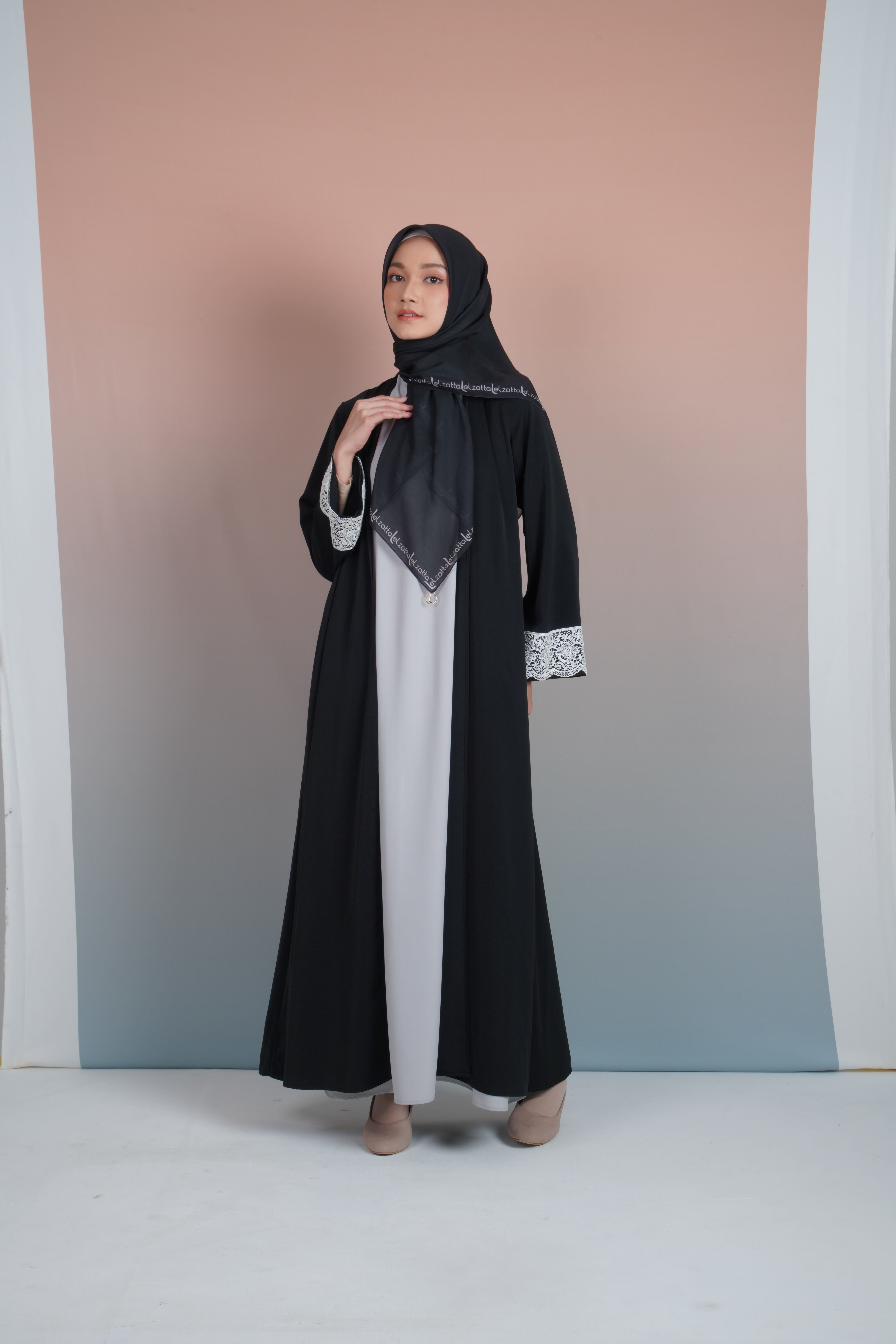 ABAYA LAYER RENDA