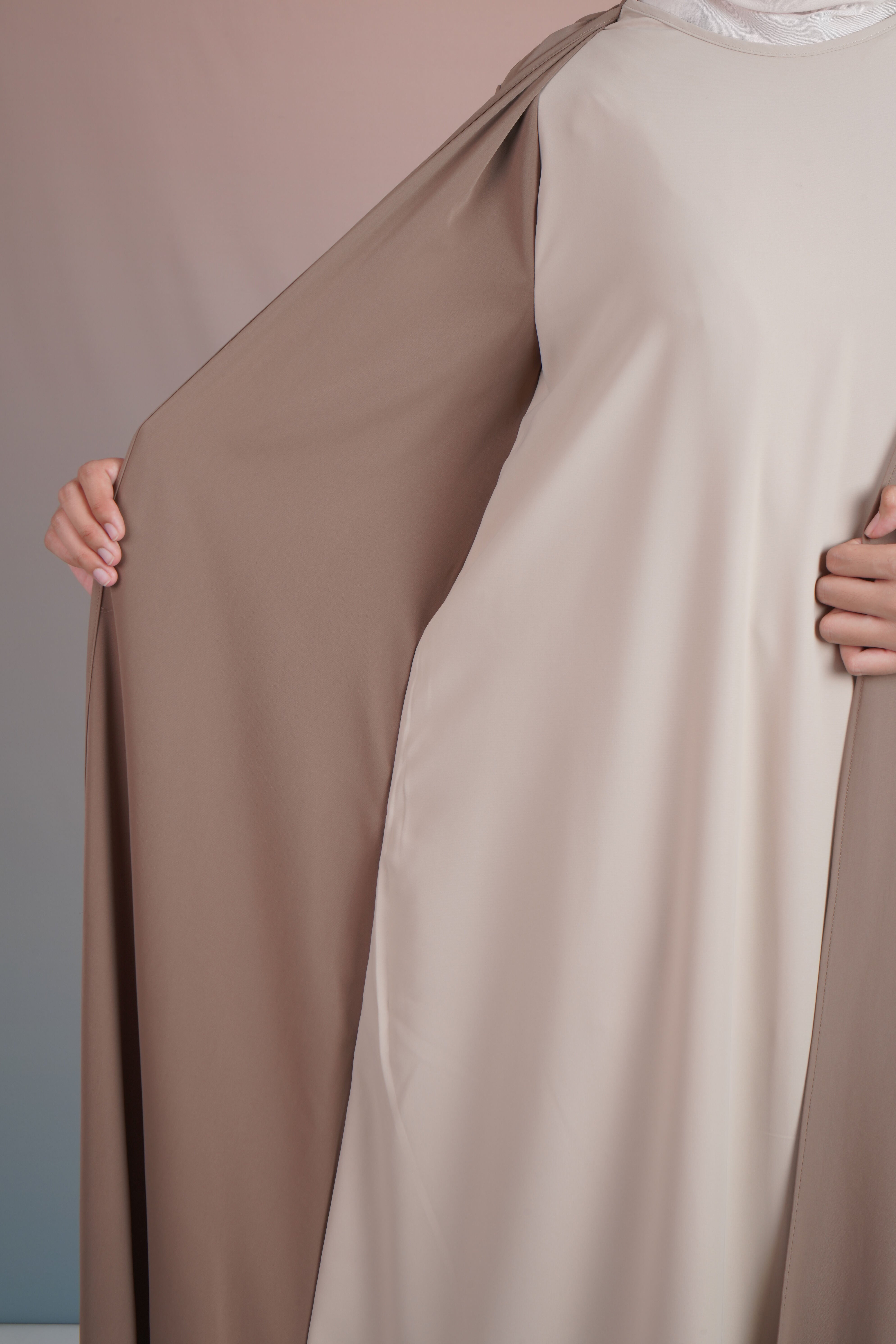 ABAYA LAYER RENDA