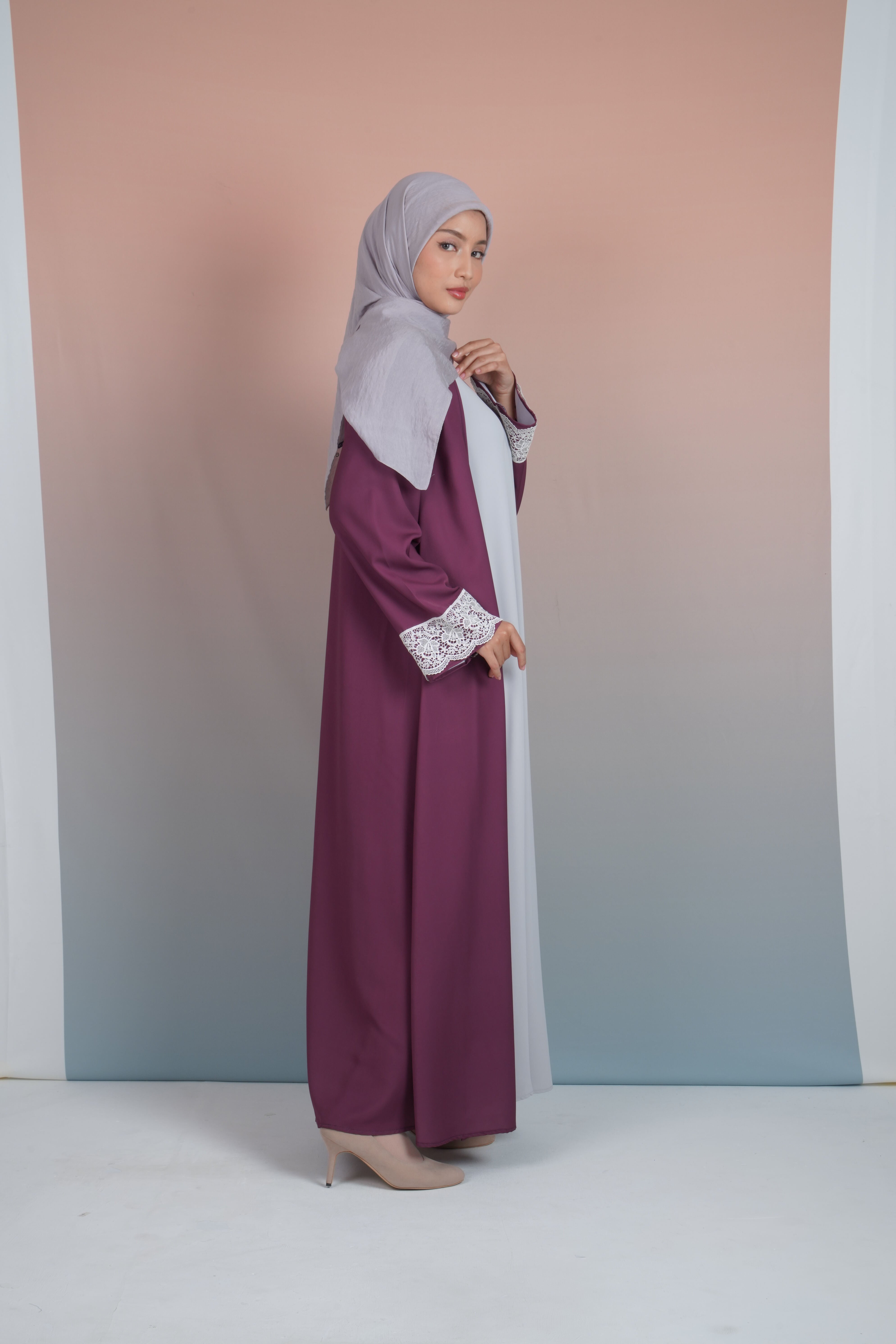 ABAYA LAYER RENDA