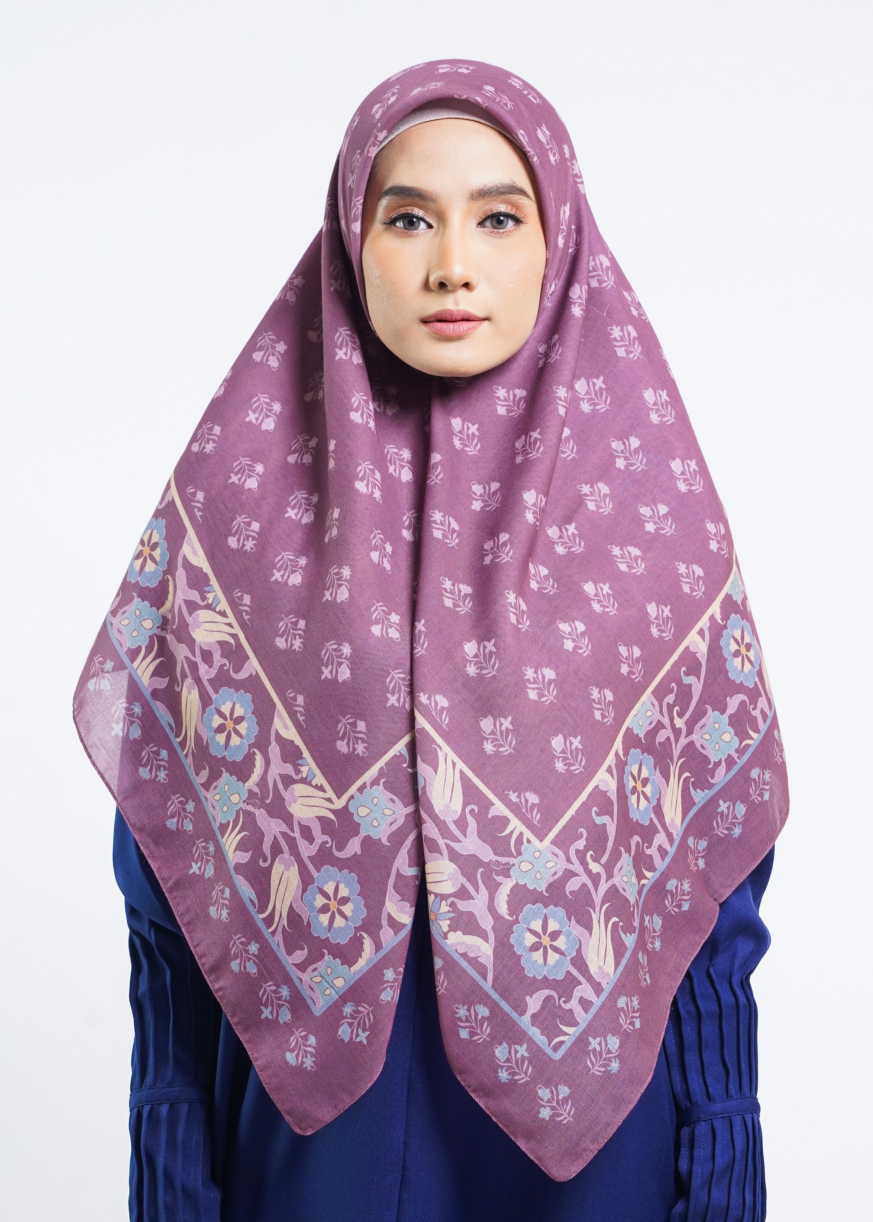 Hijab Kaila Suzhara