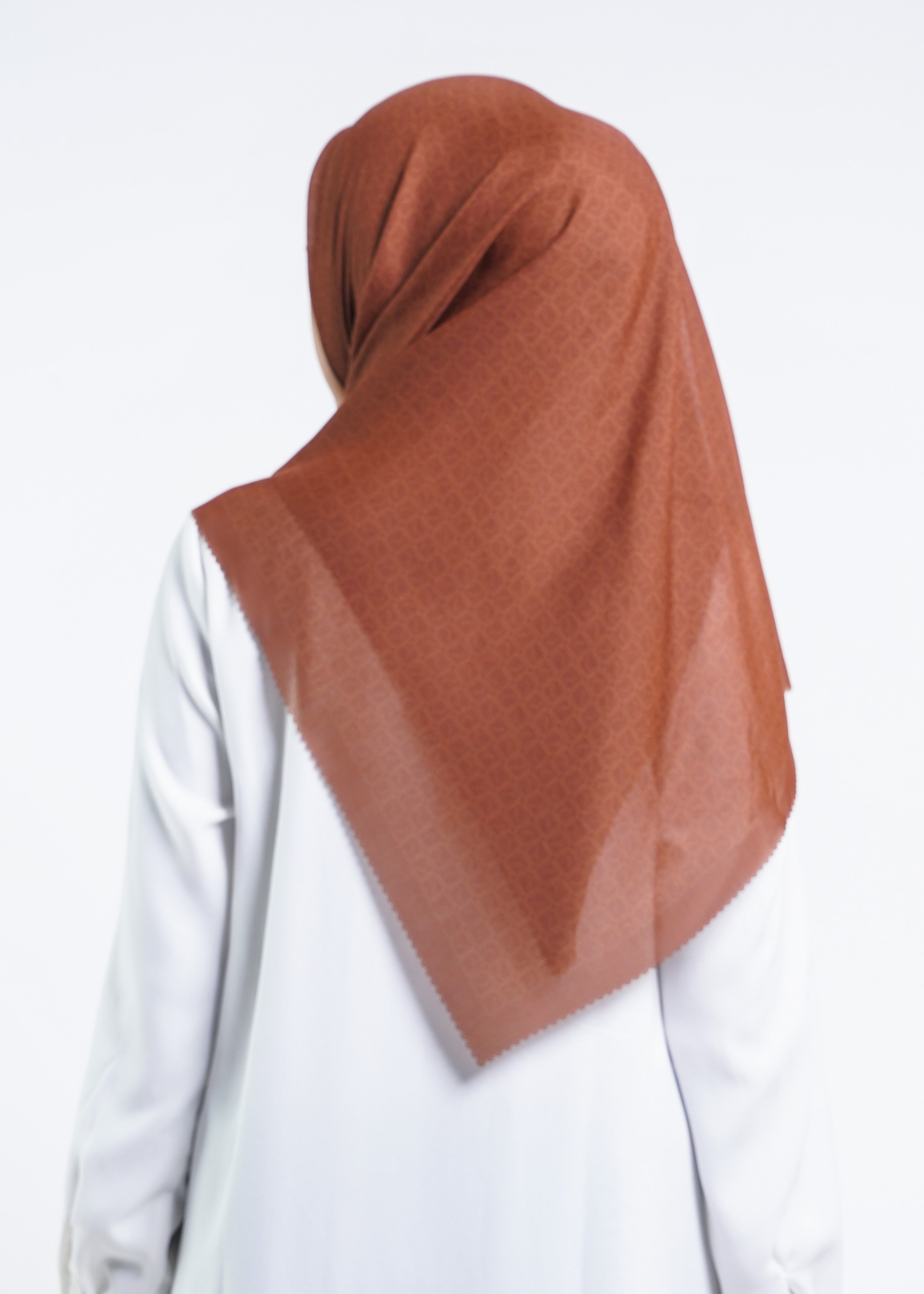 Elzatta Hijab Kanara L Square Monogram Syar`i