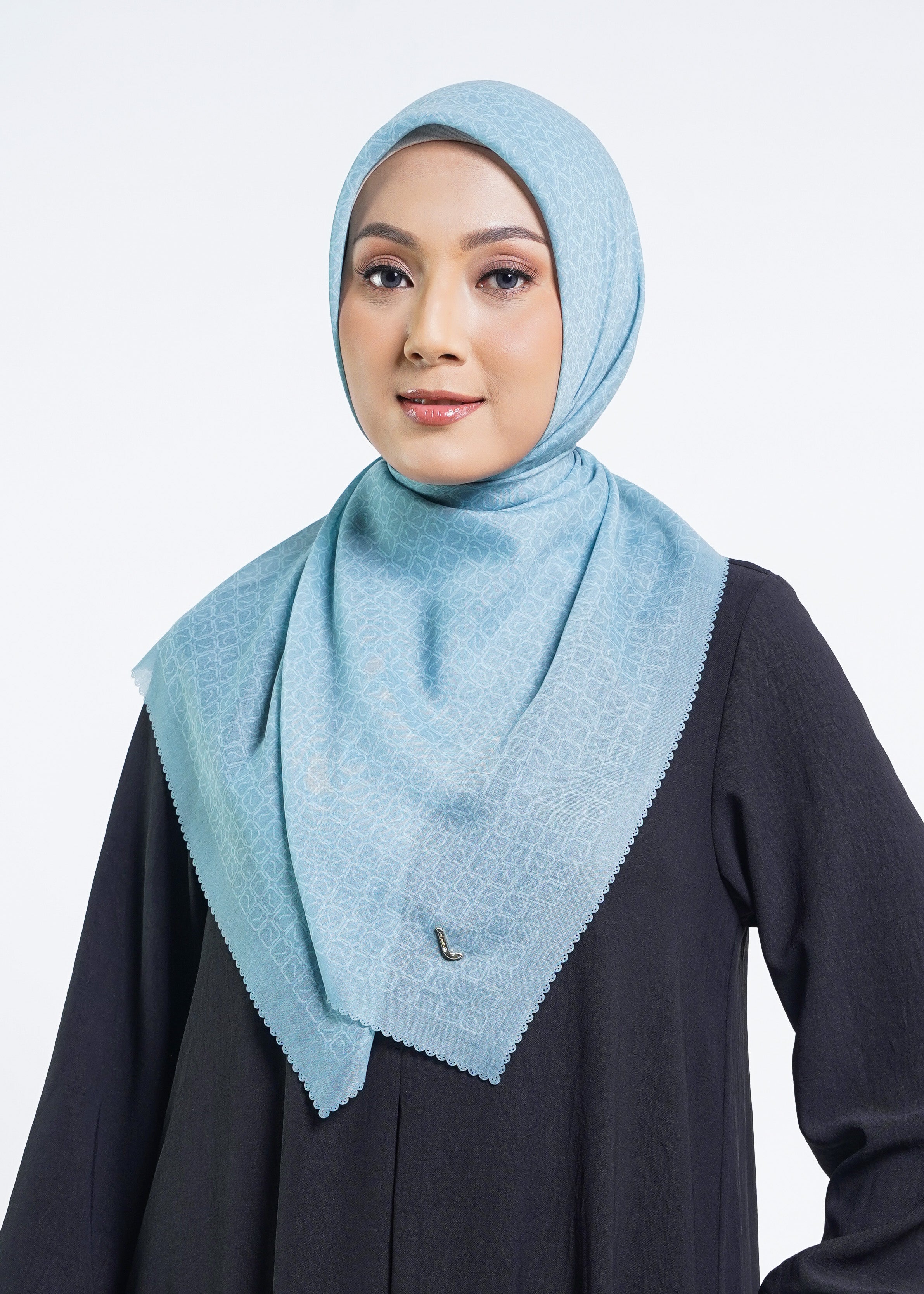 Elzatta Hijab Kanara L Square Monogram Syar`i