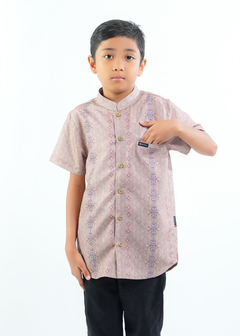 Koko Anak Arezo Pendek Al-Bukhari