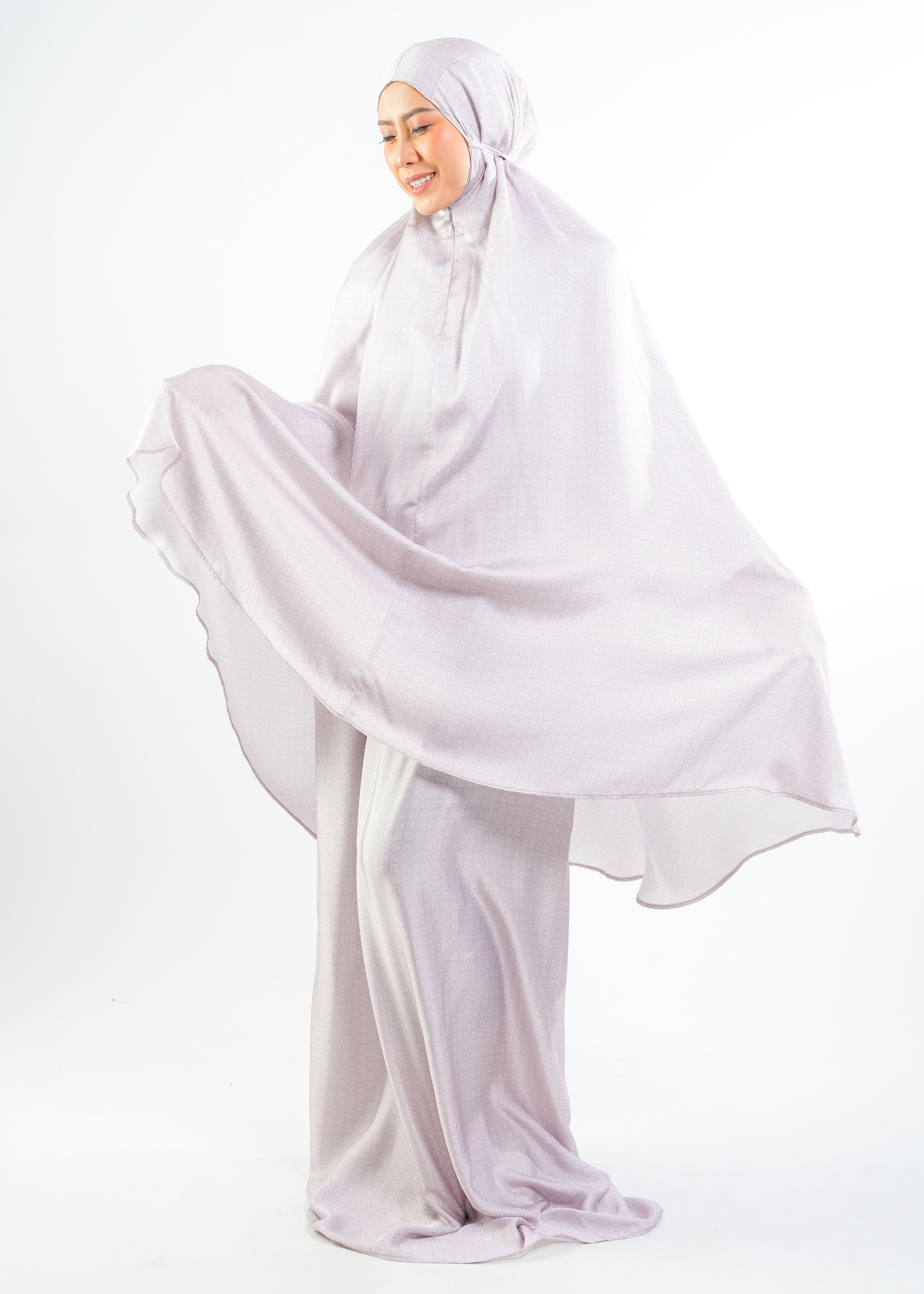 Mukena Silk Monogram