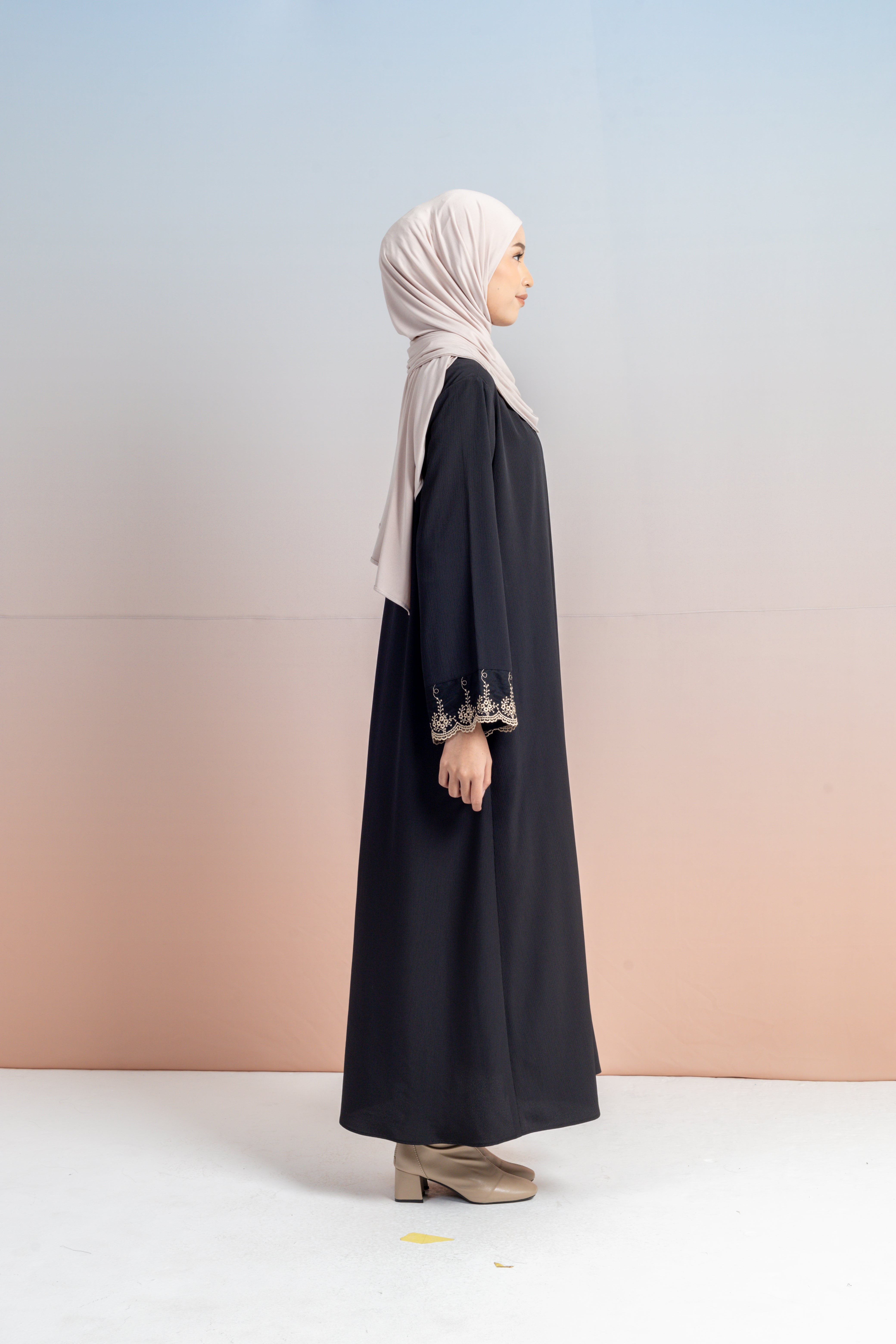 Abaya Mecca Lengan Lace