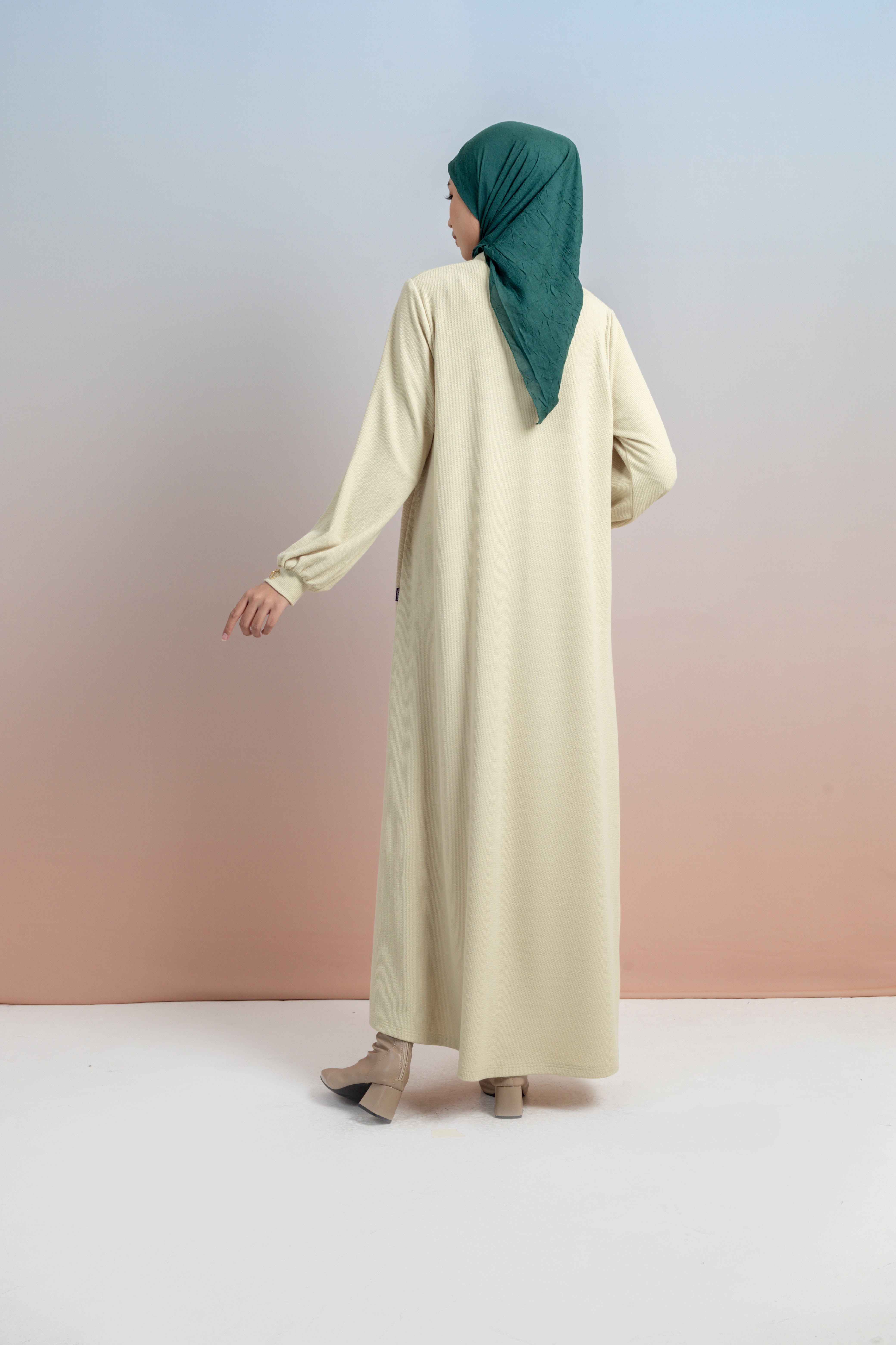 GAMIS KNIT LENGAN BALON PLAT