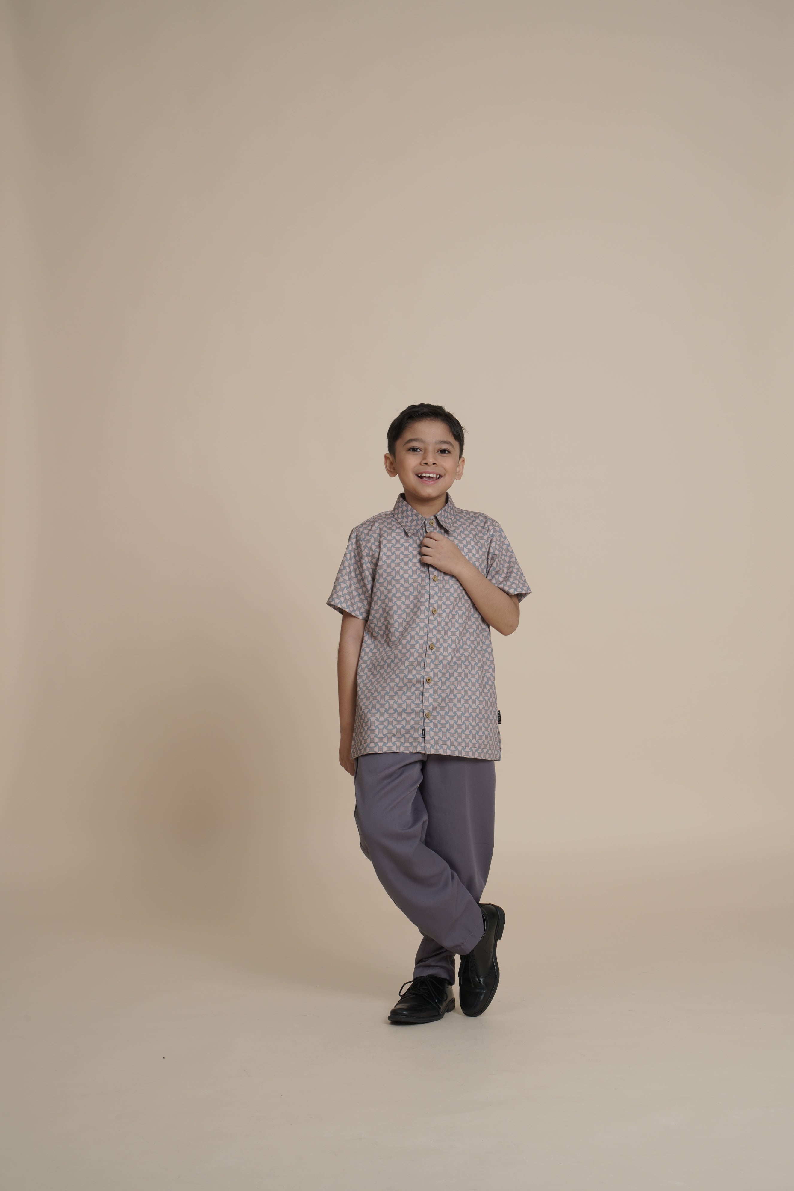 Kemeja Anak Ummumusa