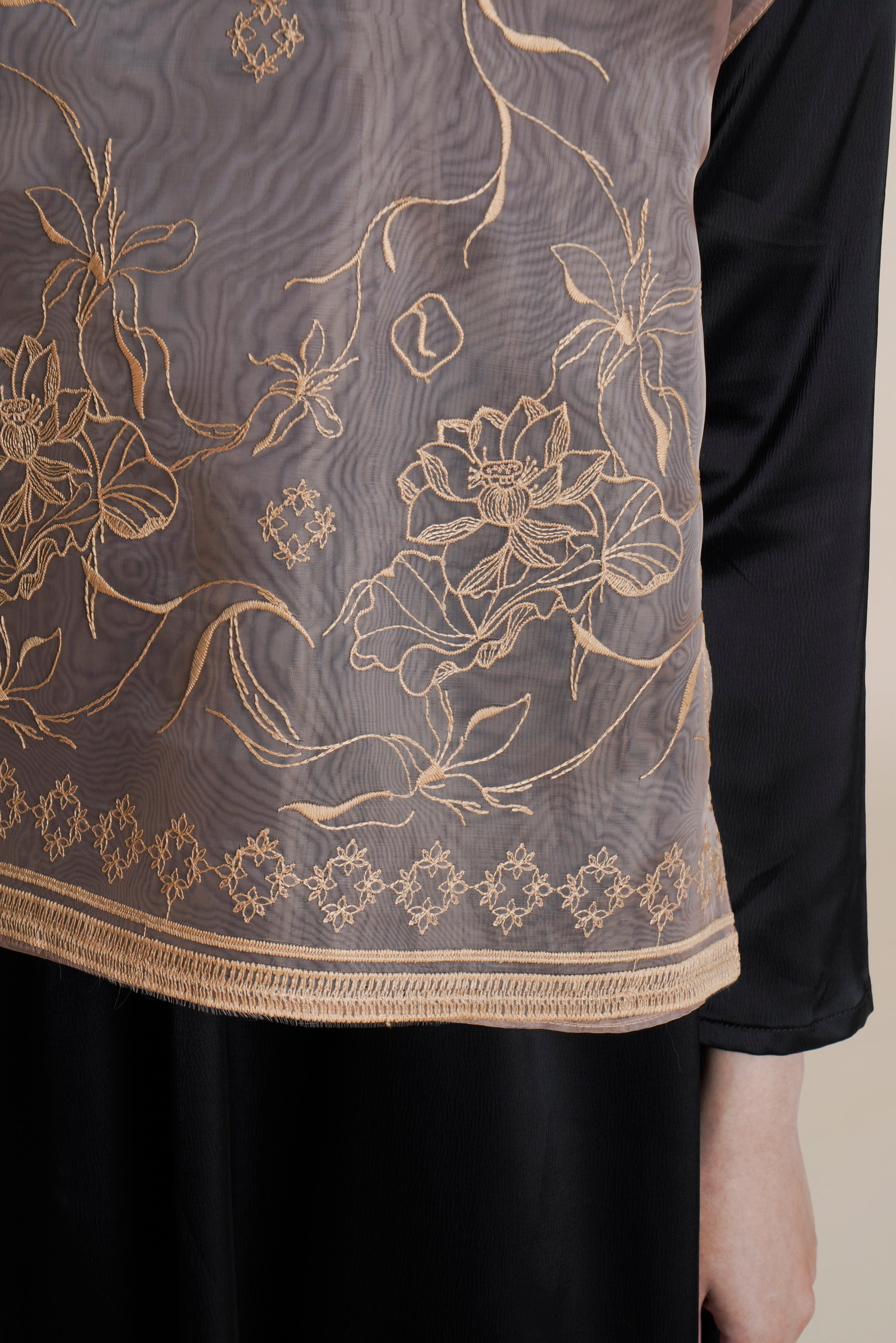 Vest Asiyah
