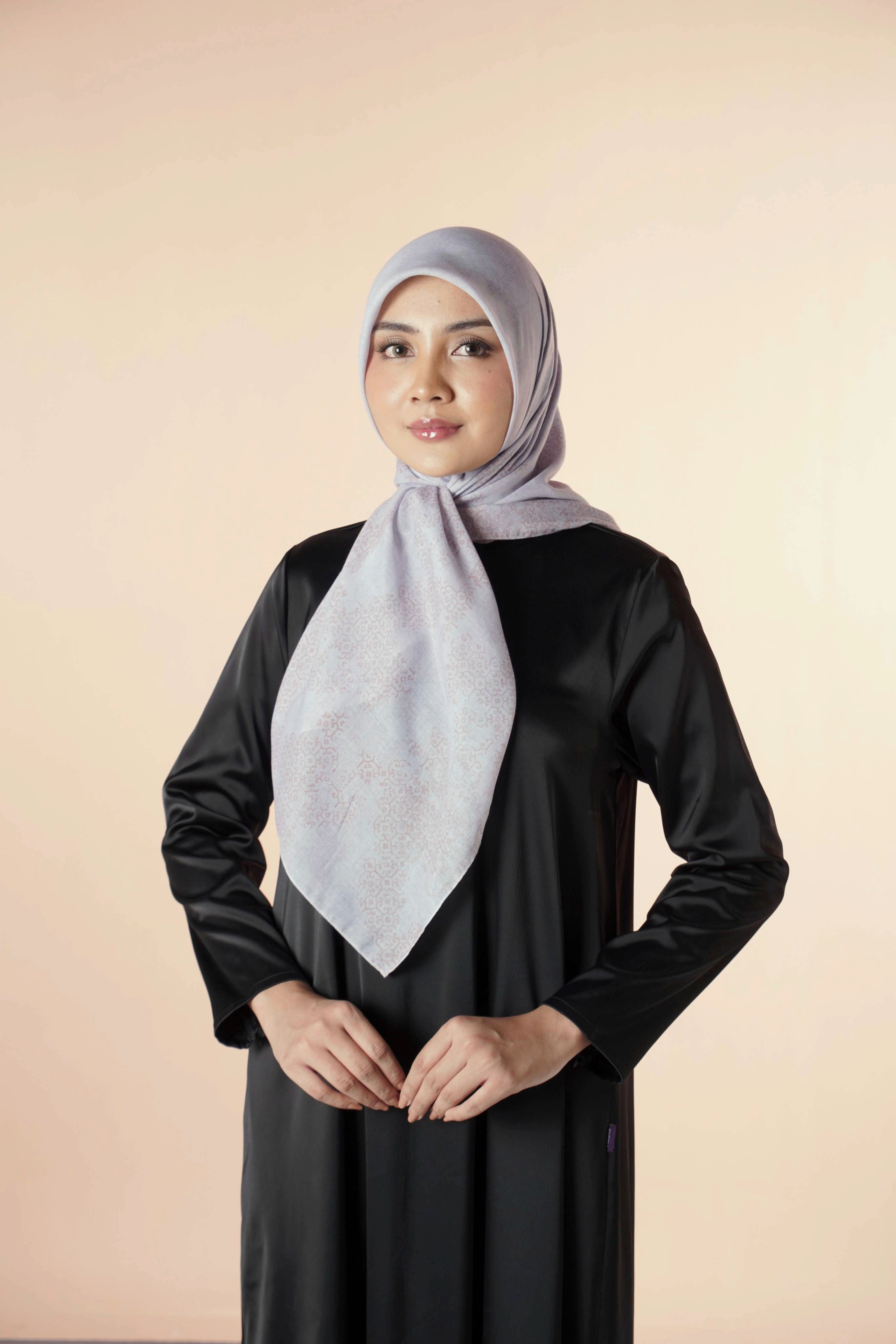 Kaila Vintage Tapestry Grey