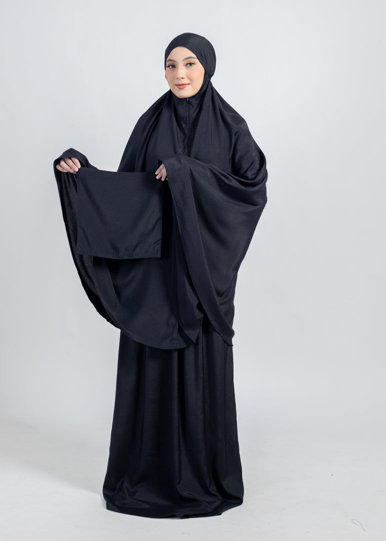 #color_hitam