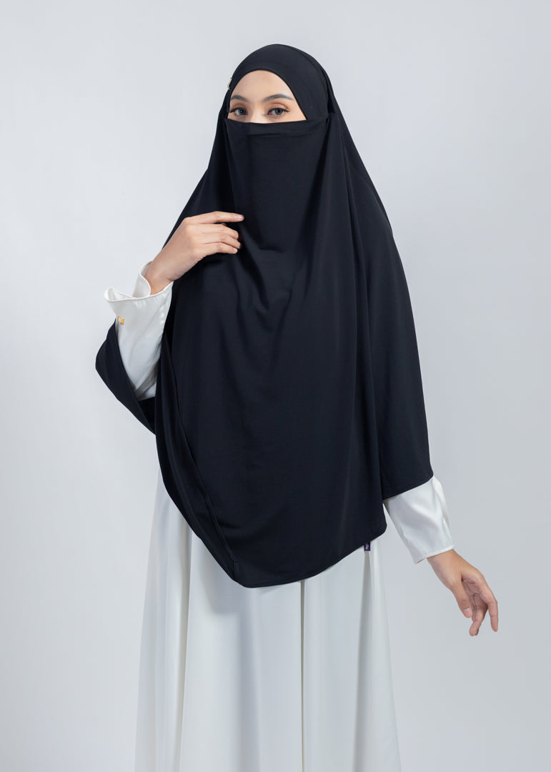 #color_hitam