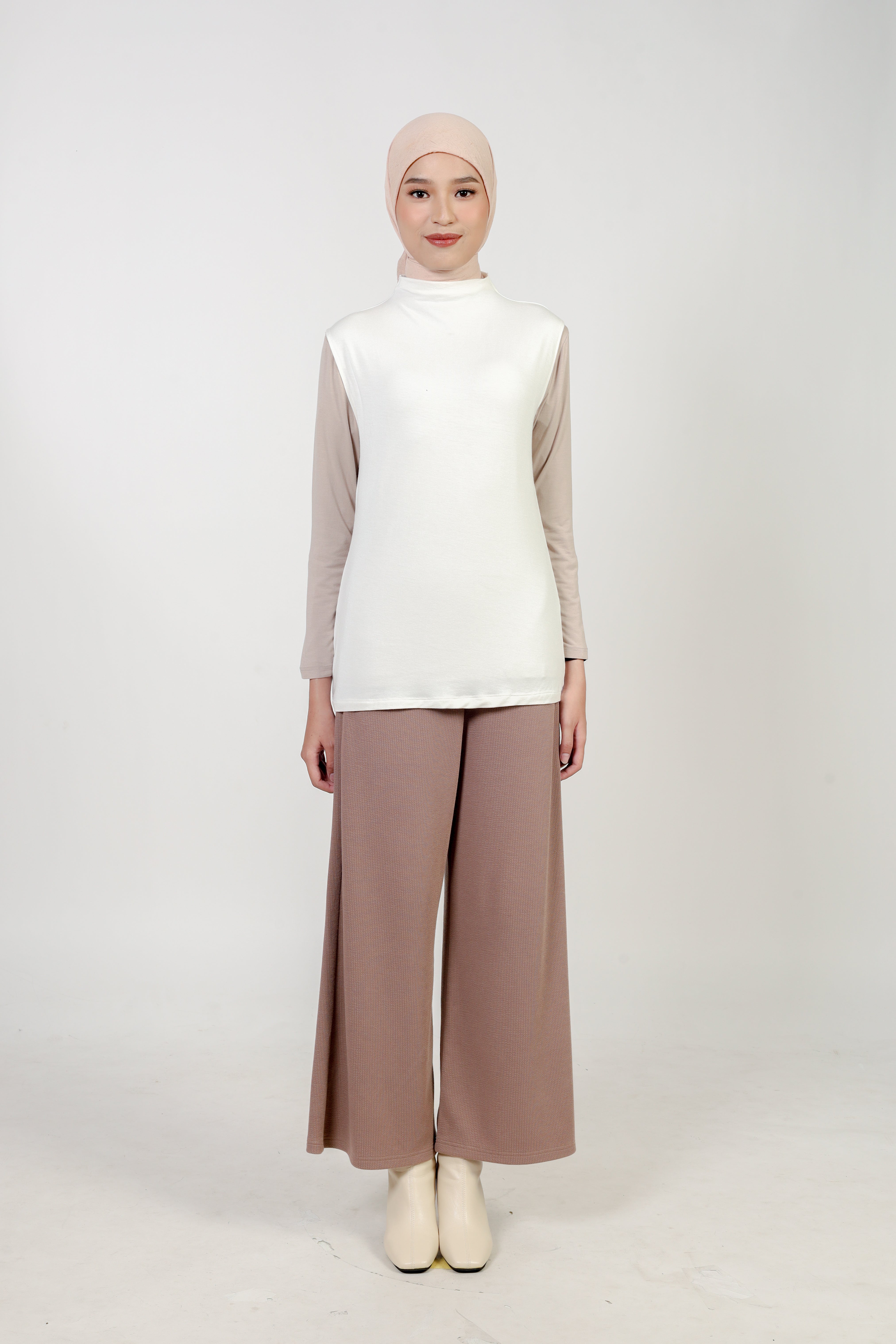 LIVAECO INNER SLEEVELESS