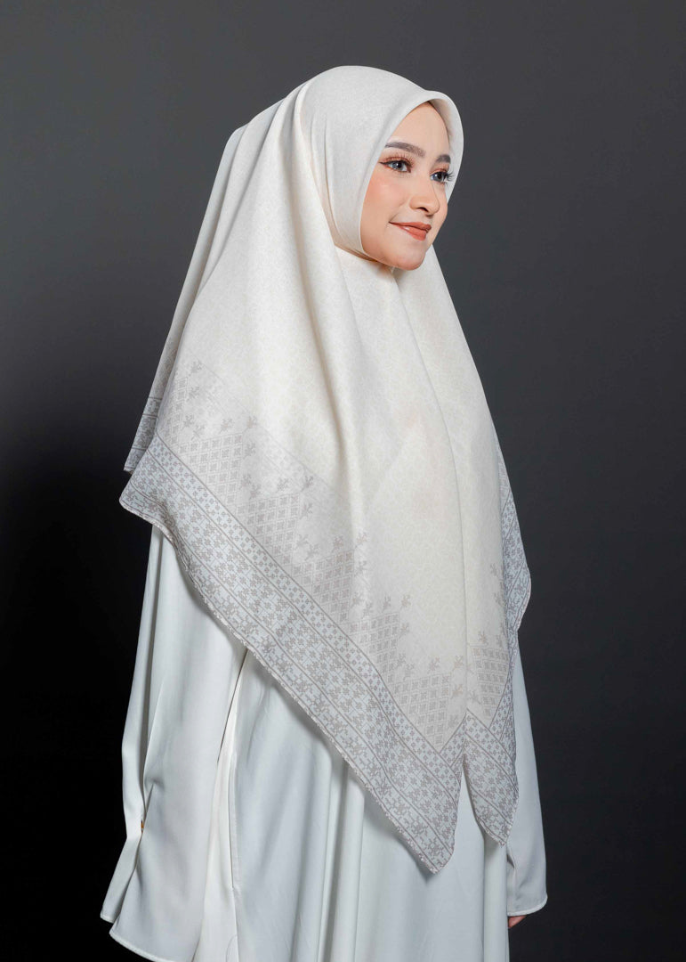 #color_coconut white