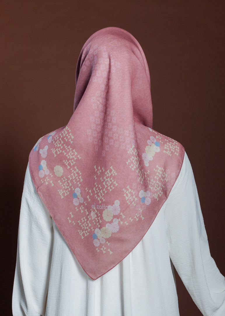 #color_ pink coral