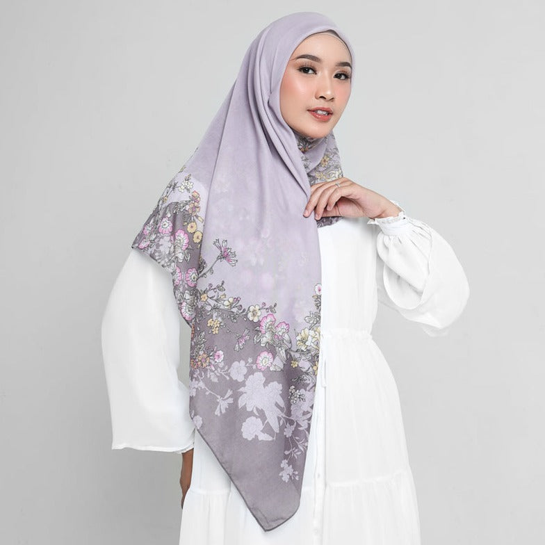 Elzatta Kaila Dania - Abu Muda