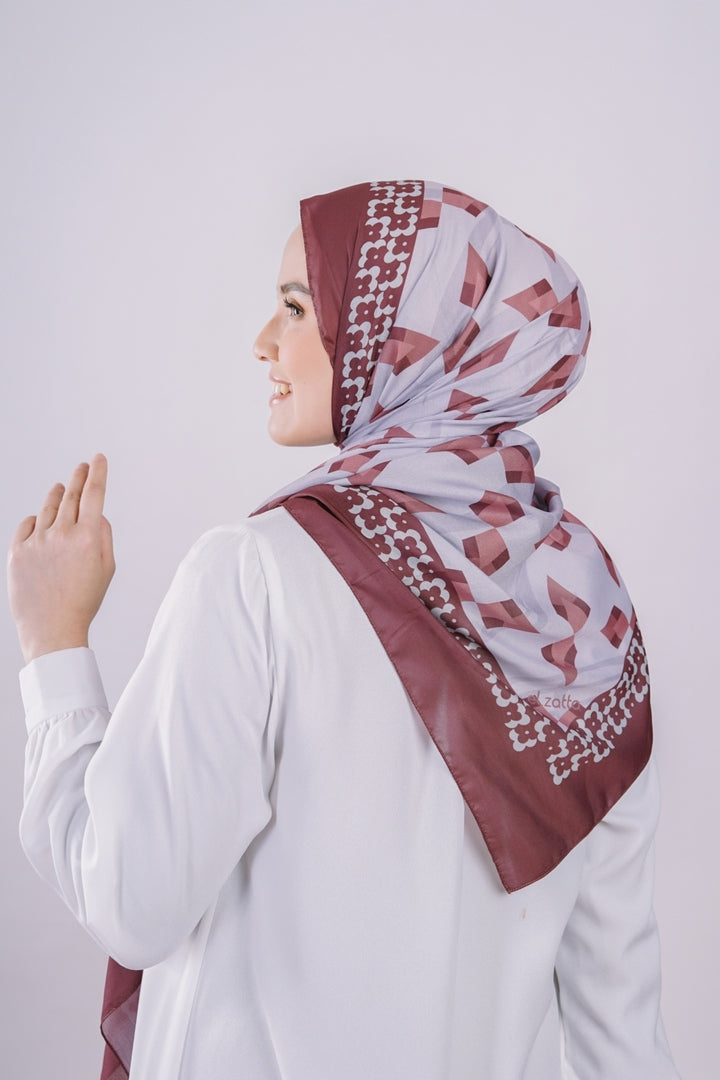 Elzatta Kaila Geo Floral - Maroon