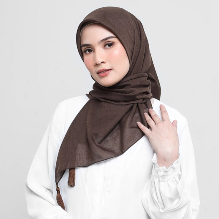 Elzatta Keisha Afifah - Coklat