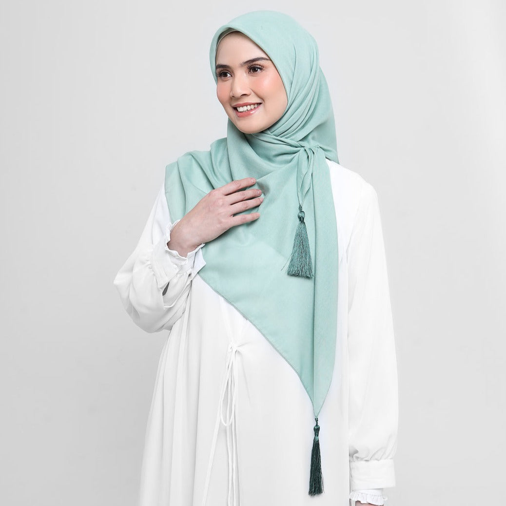 Elzatta Keisha Afifah - Sage Green