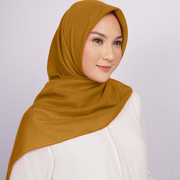 Elzatta Keisha Mahdiya - Beige