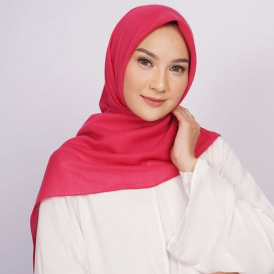 Elzatta Keisha Mahdiya - Fuschia
