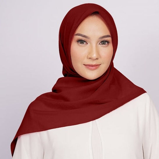 Elzatta Keisha Mahdiya - Maroon
