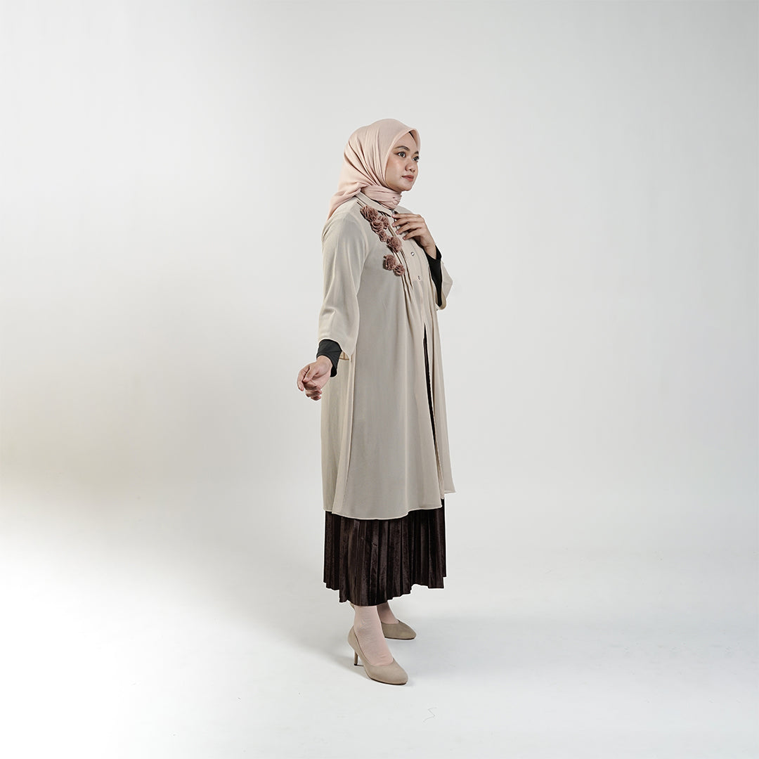 Elzatta L Tunik Outer Blooms