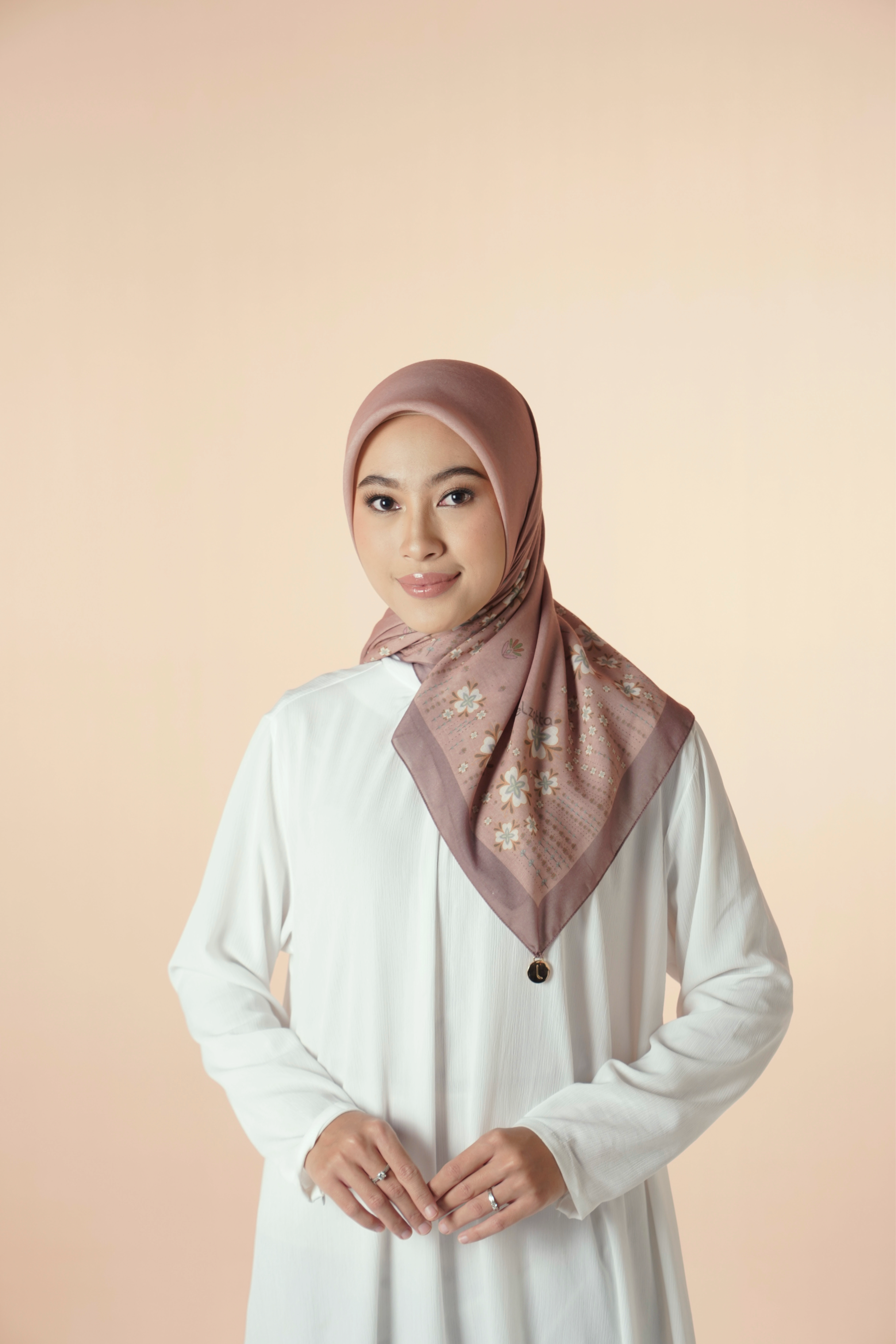 Elzatta Kaila Bordered Clover Latte