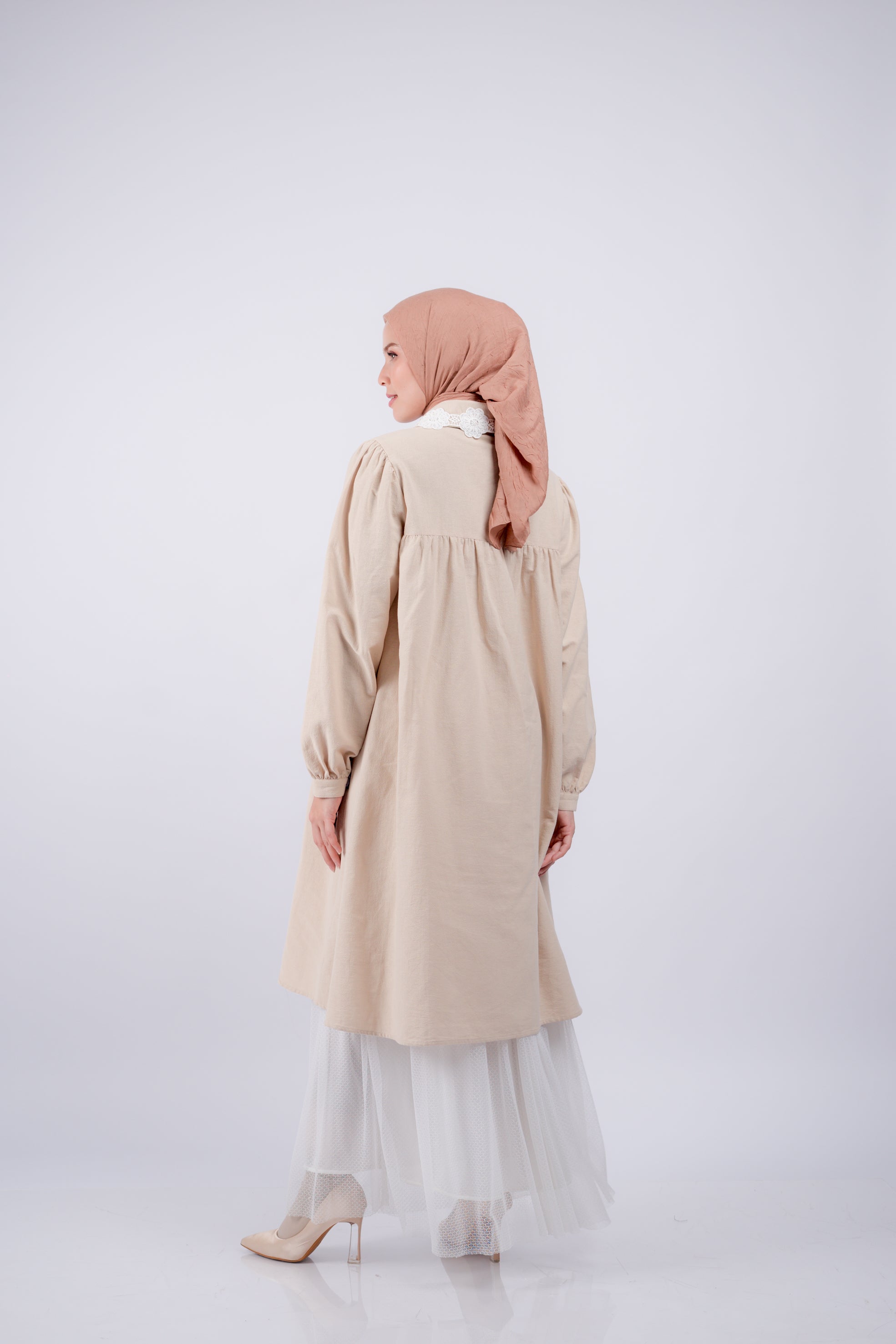 Long Tunik Linen Renda Al-Bukhari