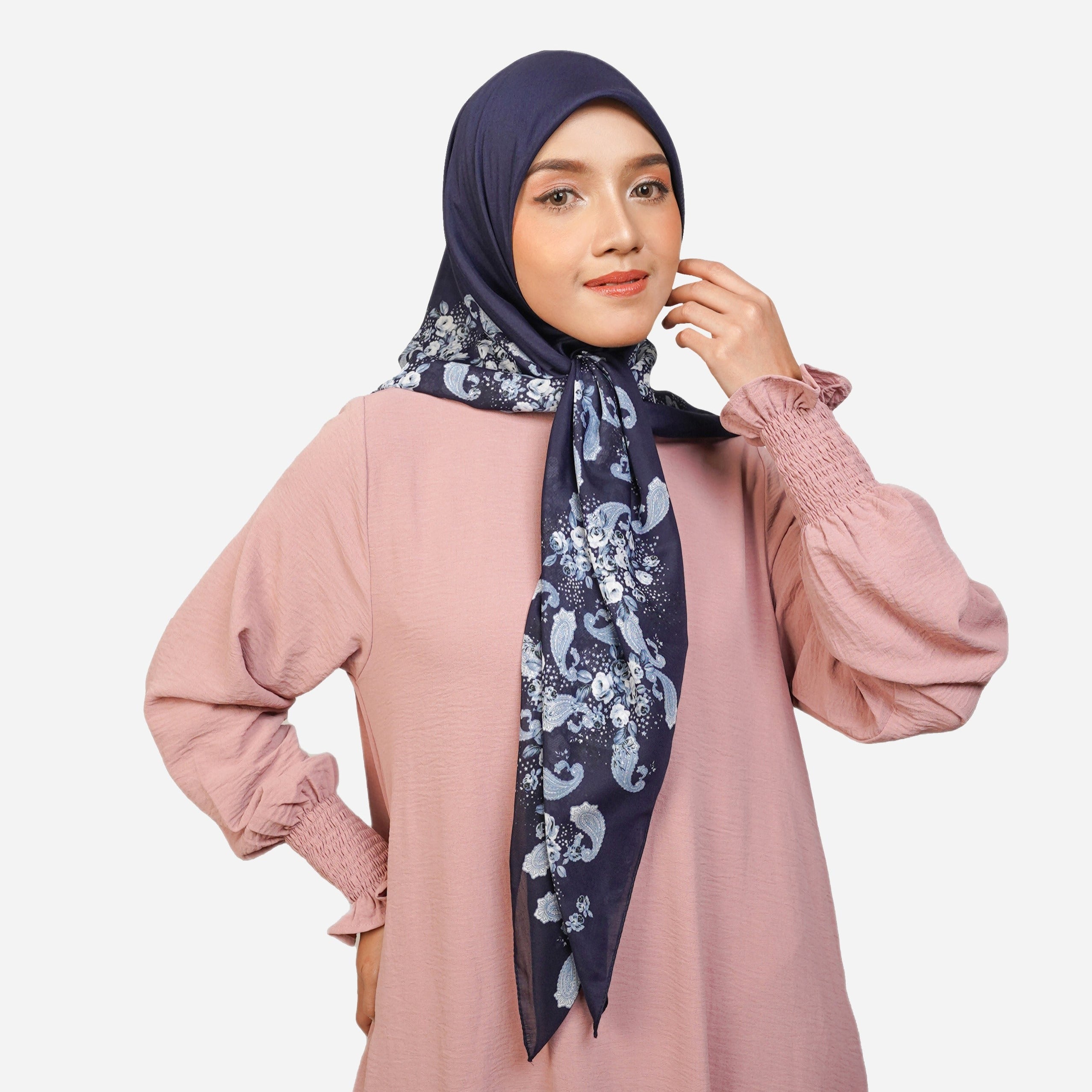 Elzatta Hijab Kaila TR Classic Paisley