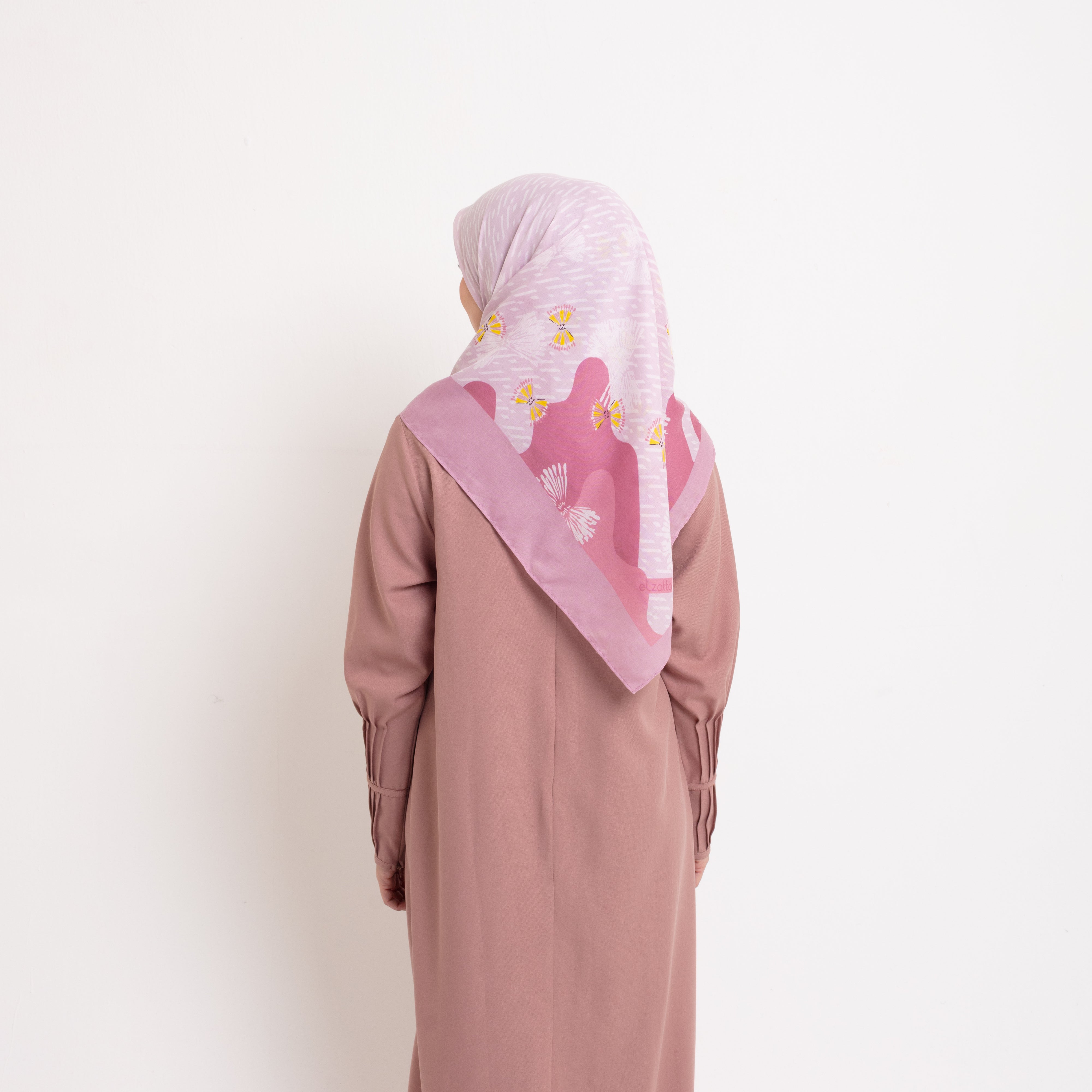 Elzatta Hijab Segiempat Kaila Kimimela