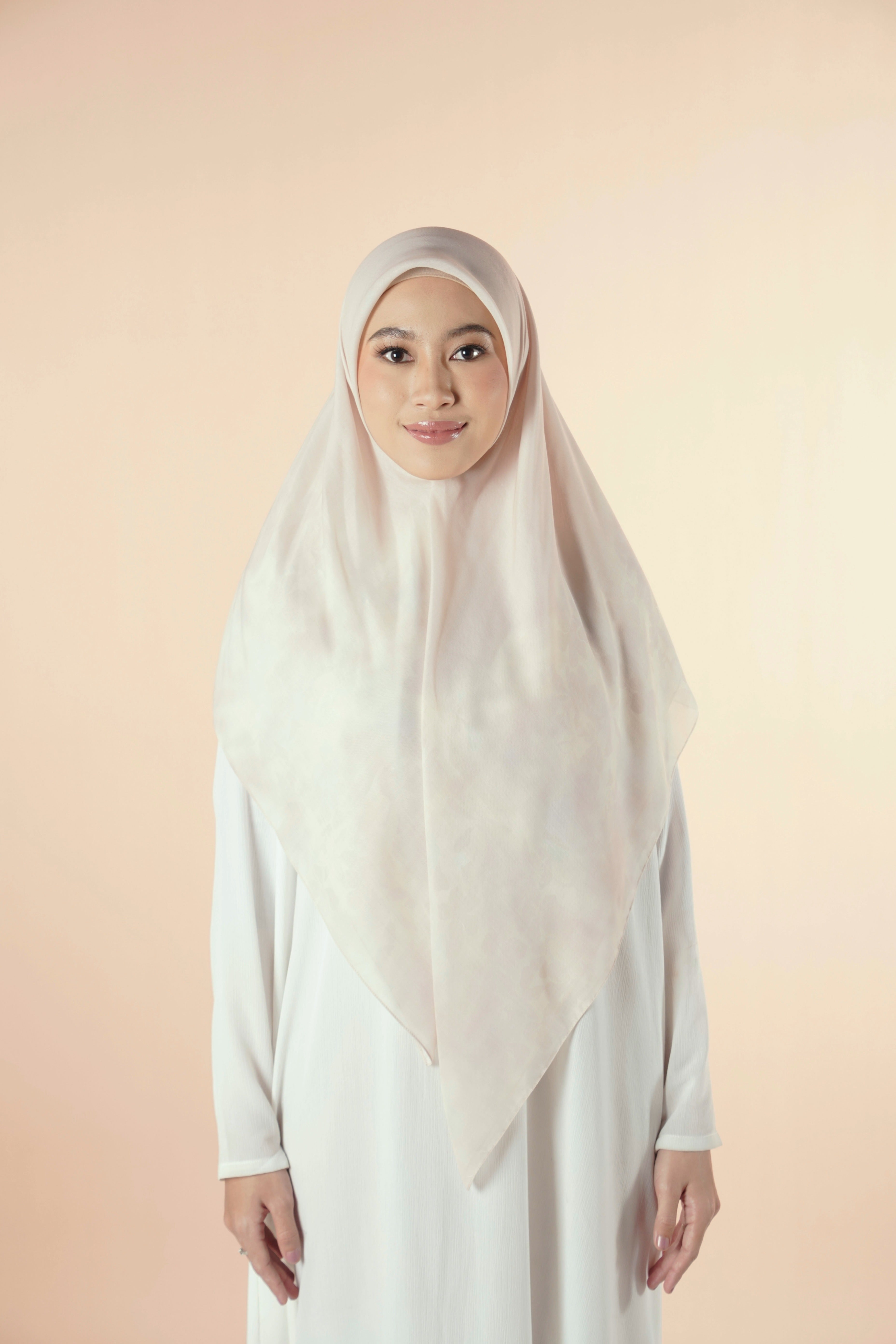 Elzatta Kaila Marble Floral