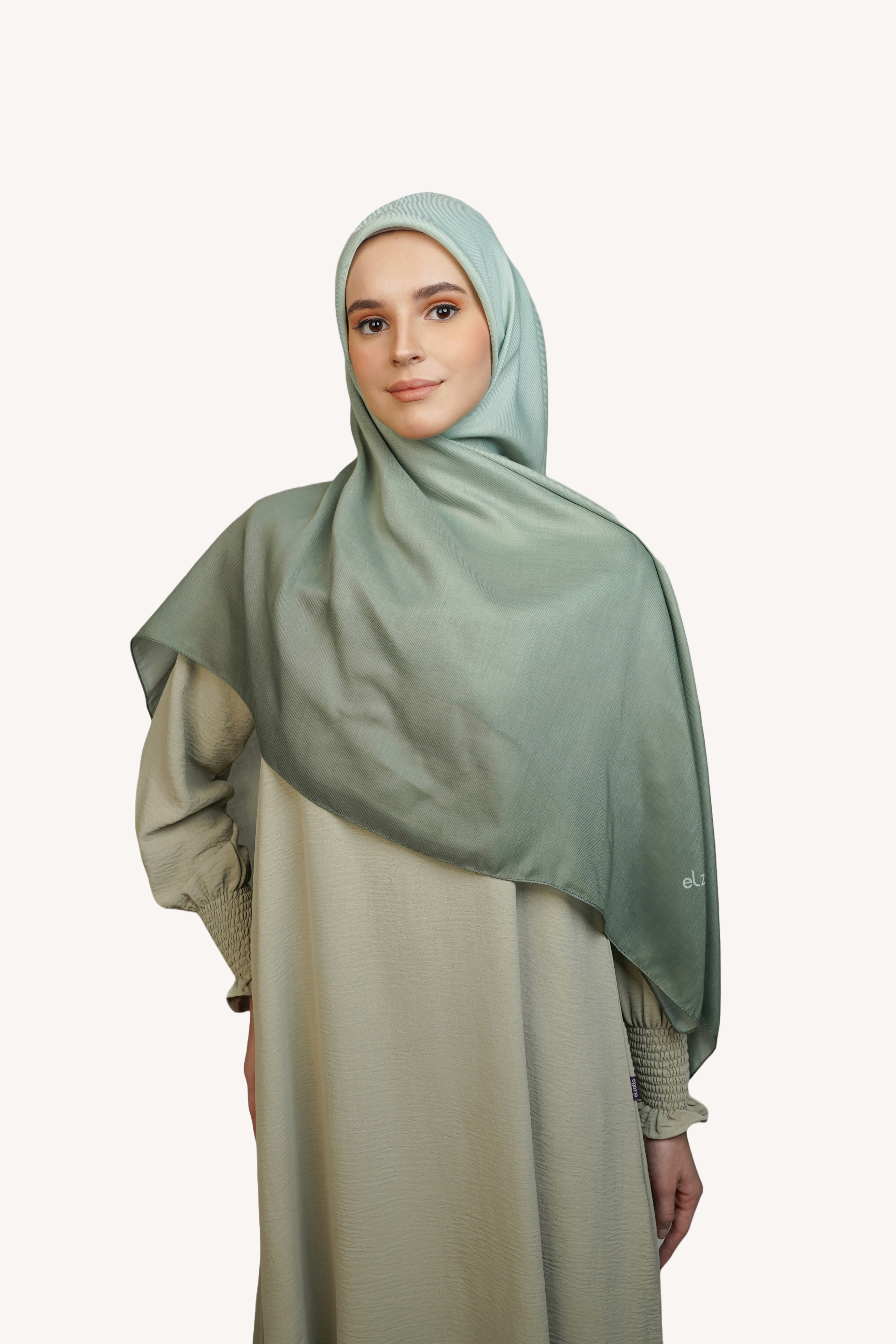 Elzatta Hijab Segiempat Kaila TR Aurora Syar'i