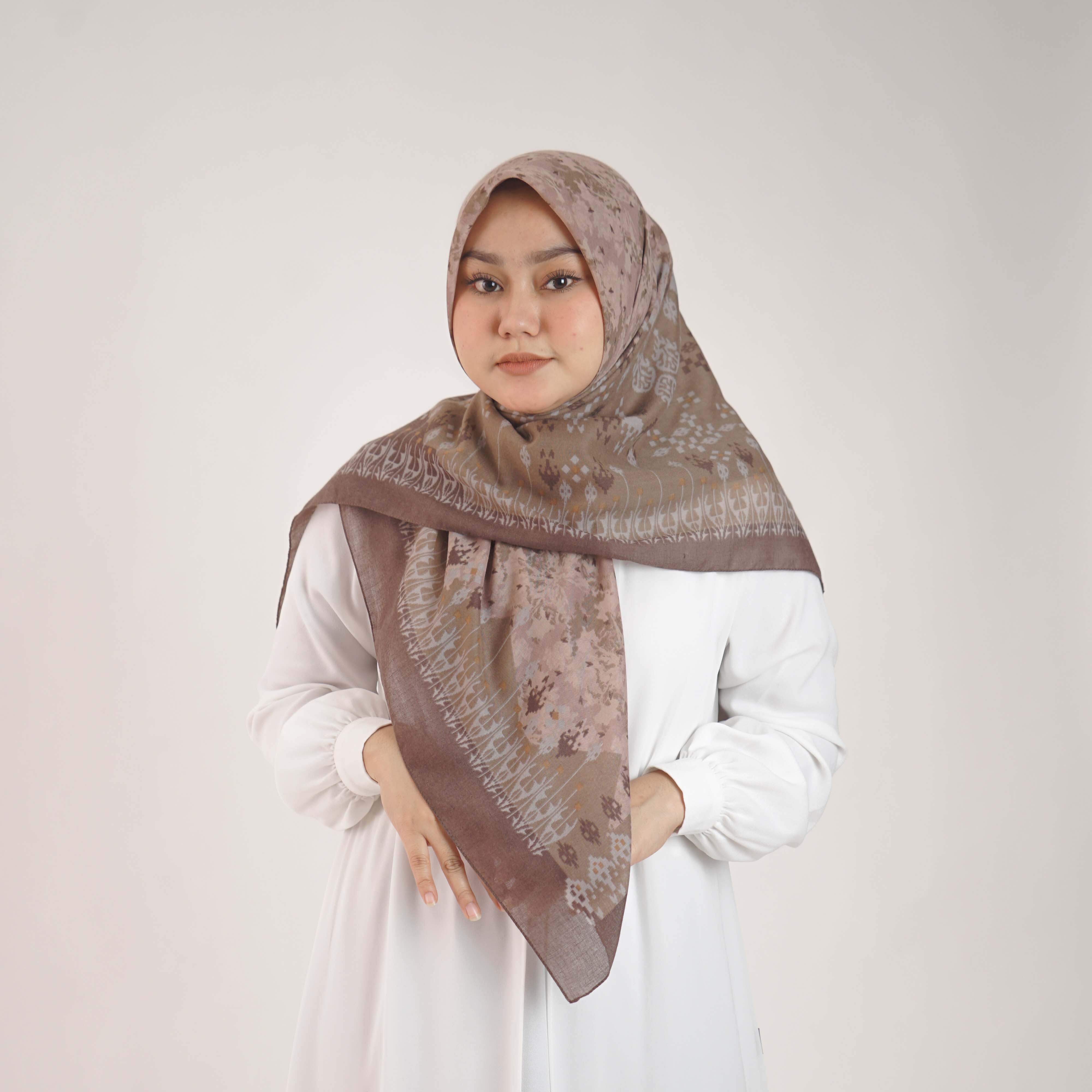 Jilbab Segi Empat Scarf Motif Elzatta Kaila Ikat - Coksu