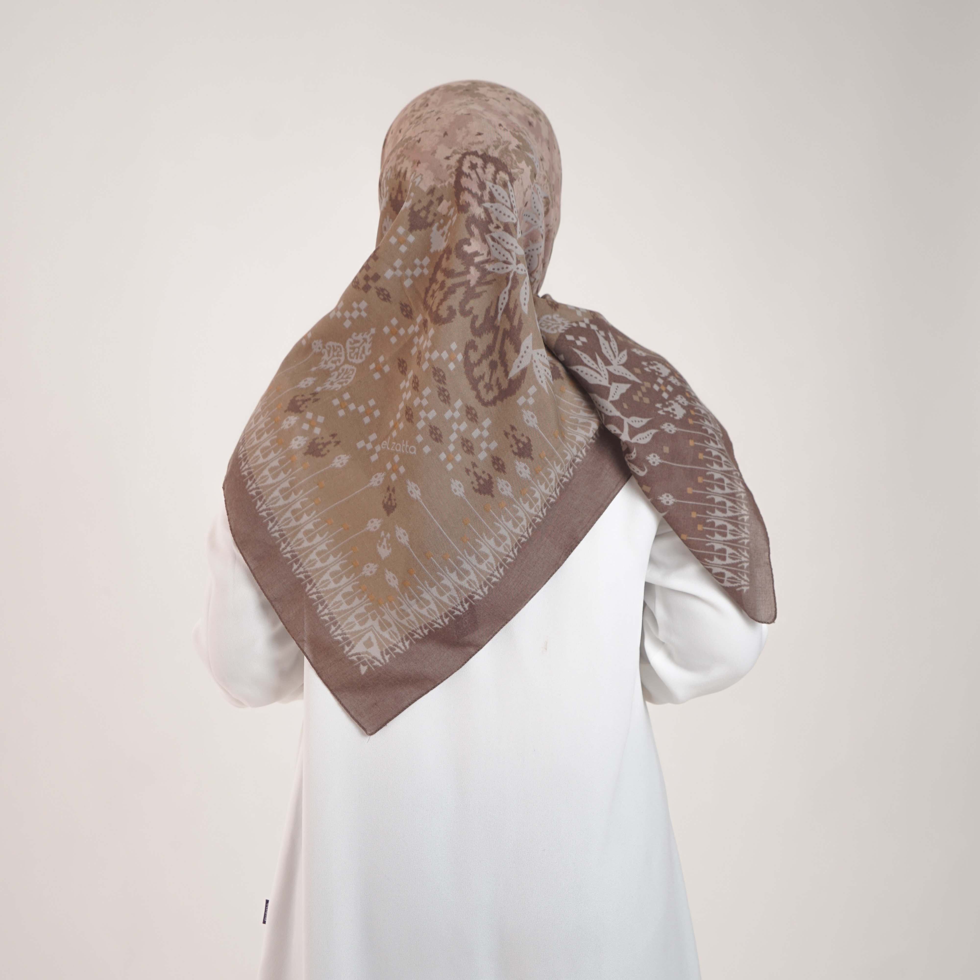 Jilbab Segi Empat Scarf Motif Elzatta Kaila Ikat - Coksu