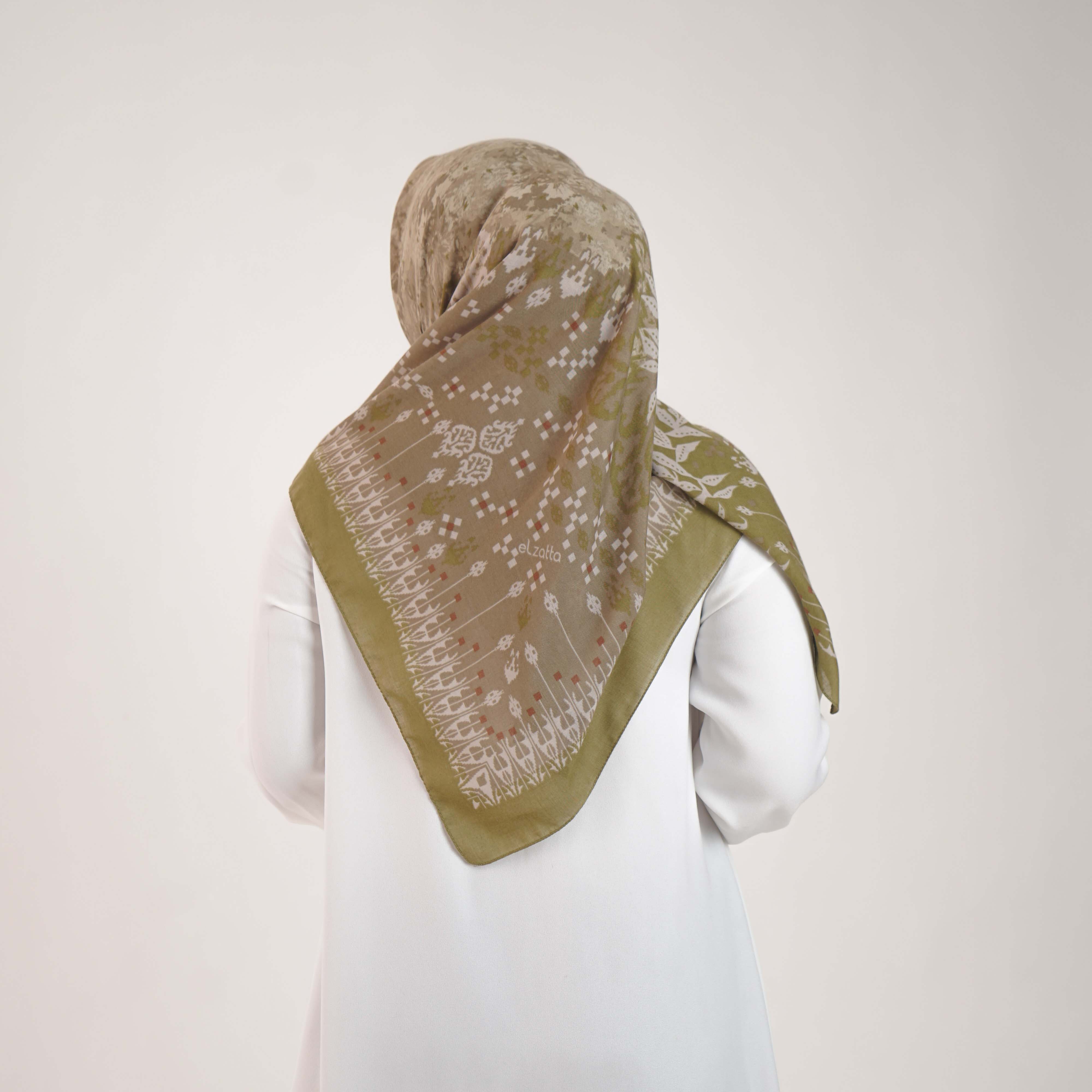 Jilbab Segi Empat Scarf Motif Elzatta Kaila Ikat - Olive
