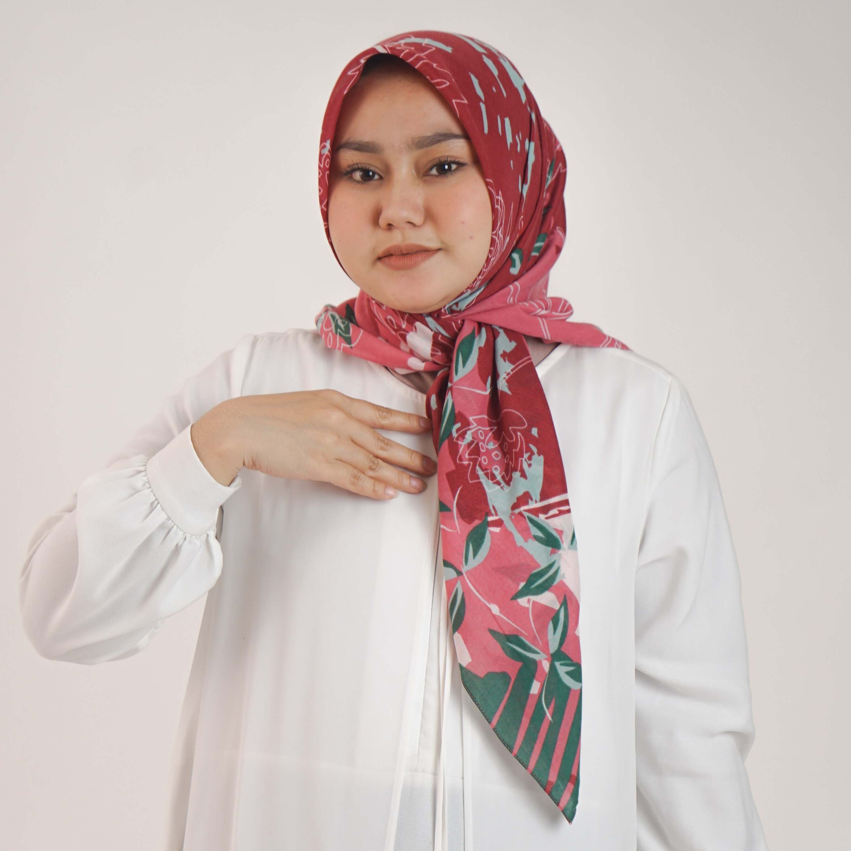 Elzatta Scarf Kaila Painting Floral - Maroon